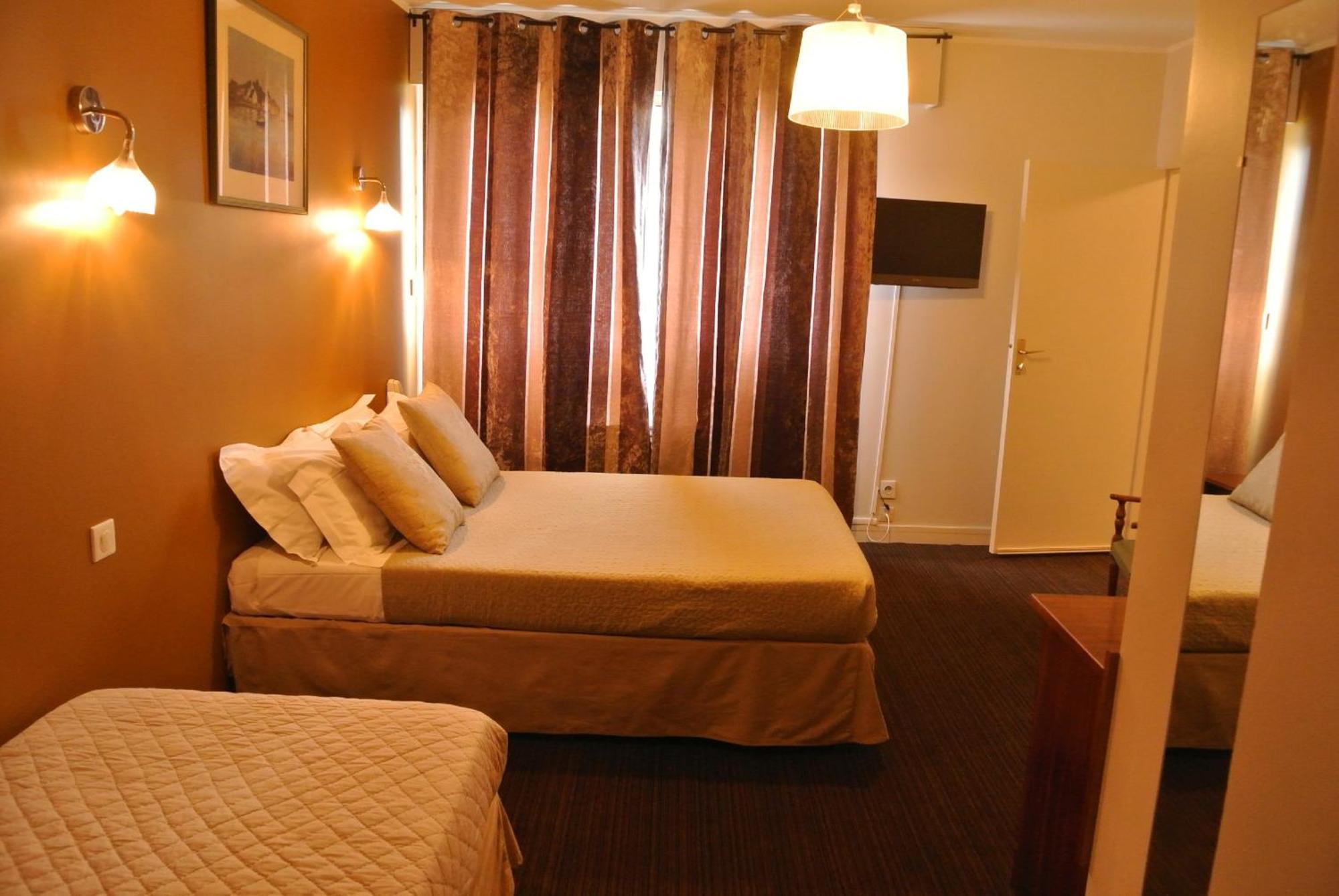 Standard Triple Room,146246351:JPEG