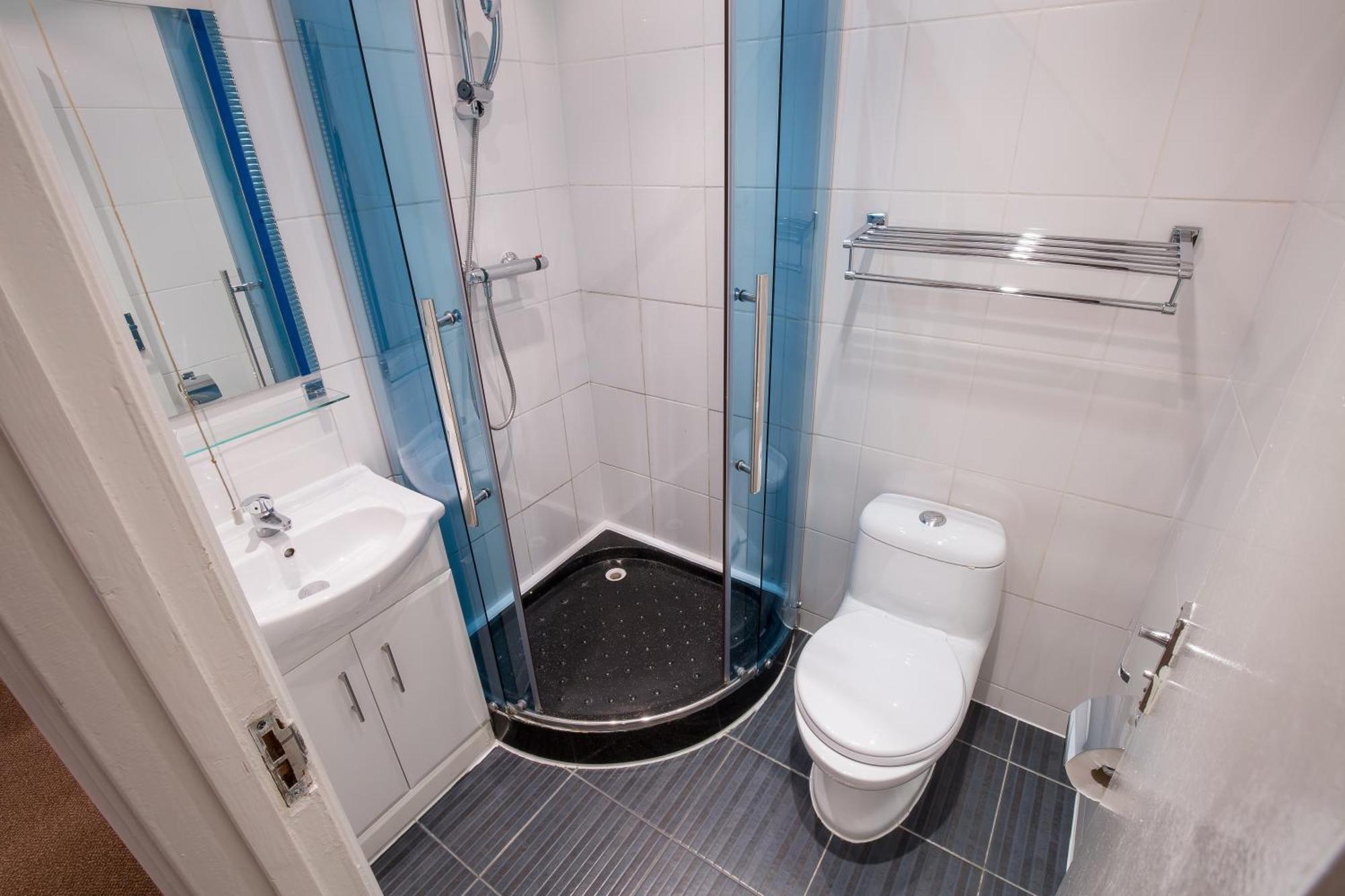 Single Room,1698847611:JPEG