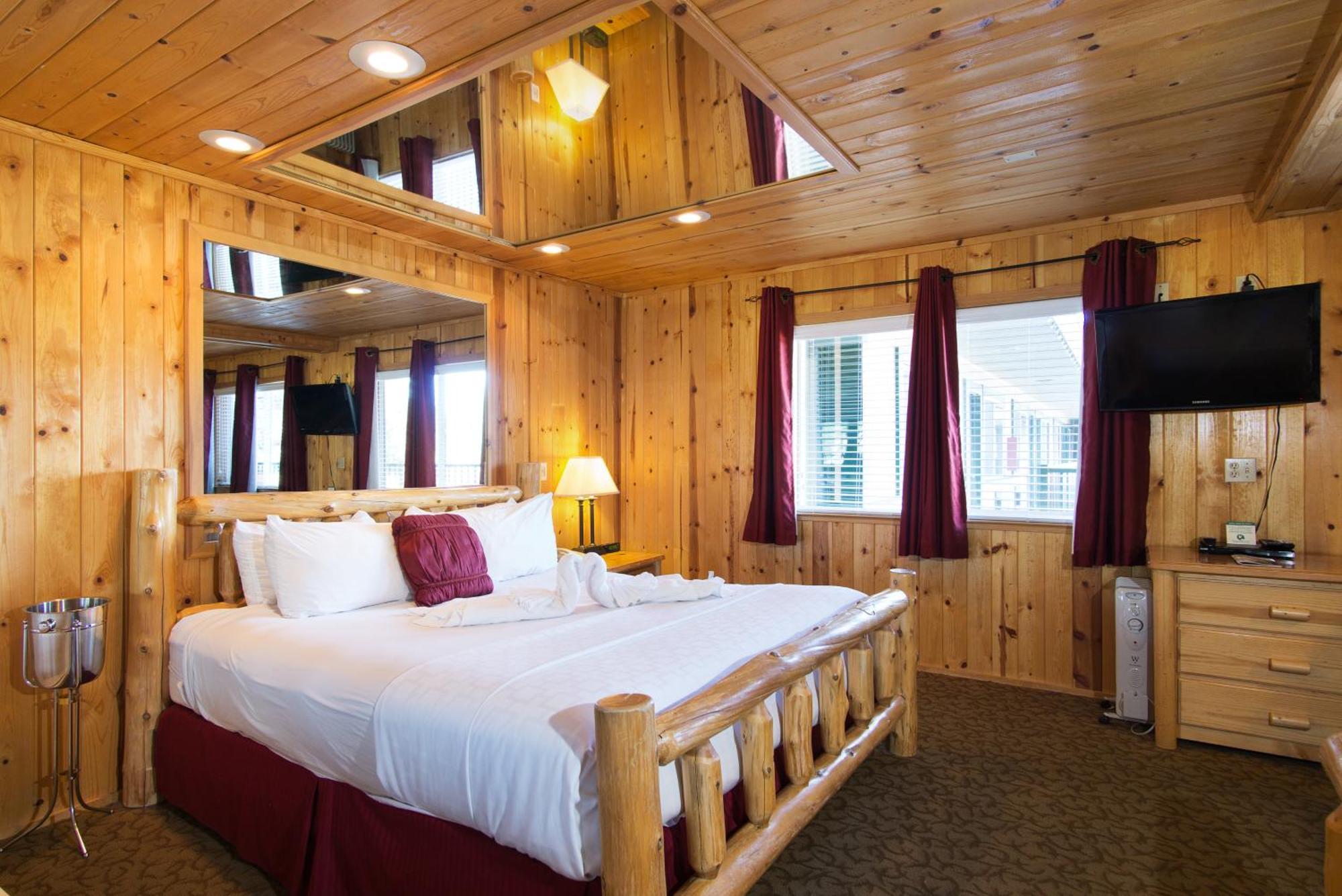 Superior King Room Spa Bath