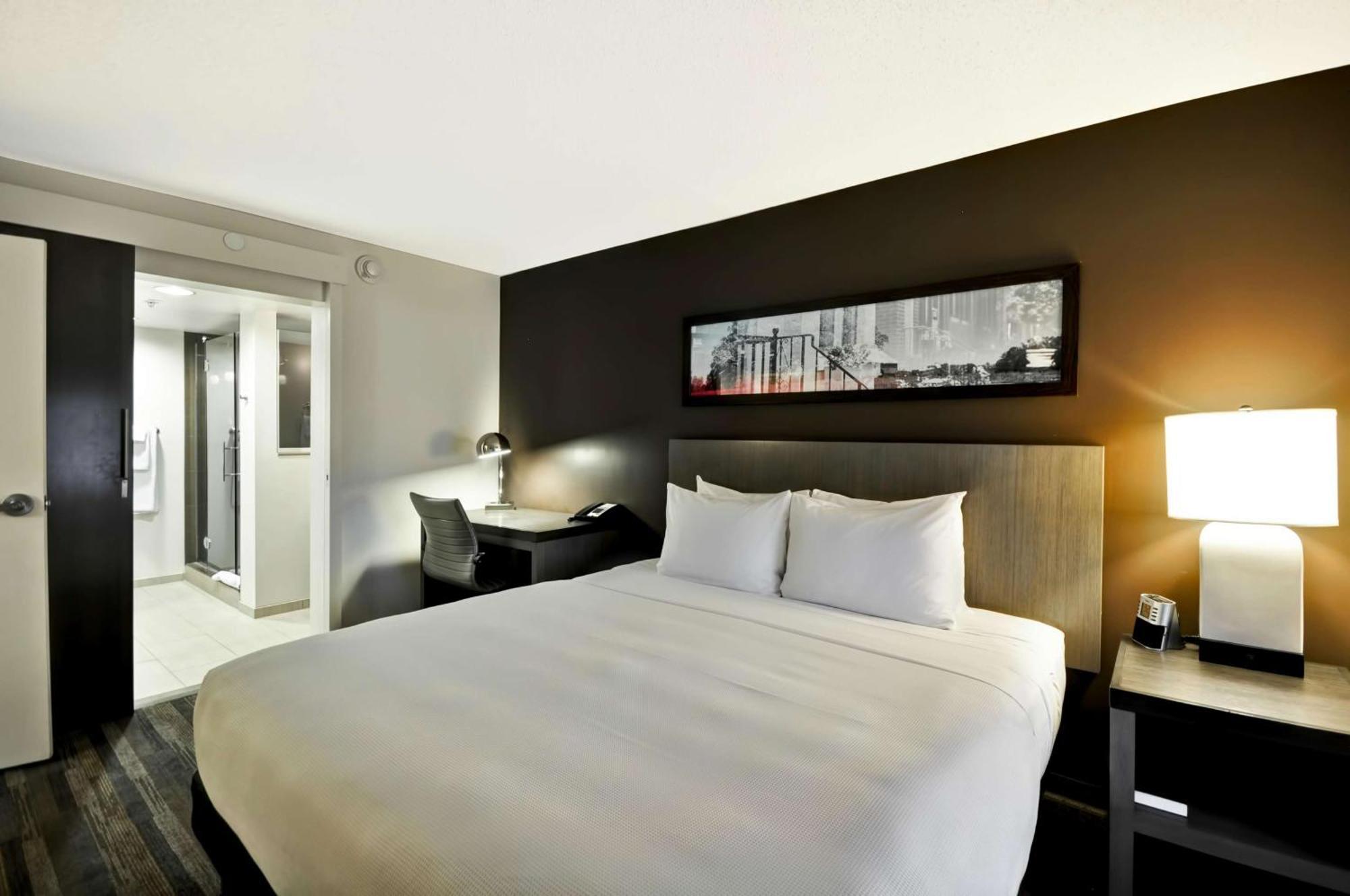 Two-Bedroom King Suite