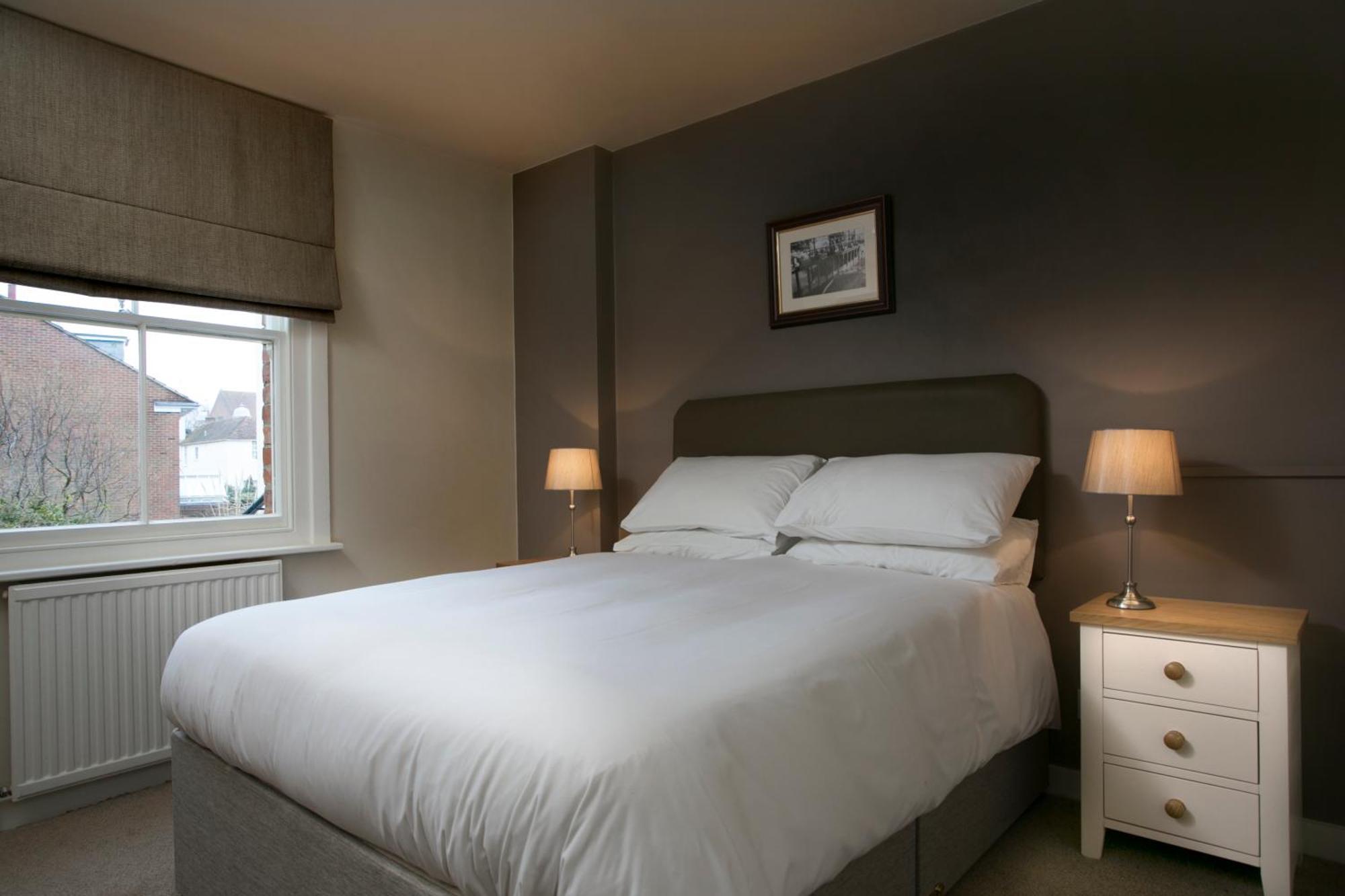 Classic Double Room,925710151:JPEG