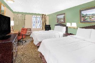 Queen Room