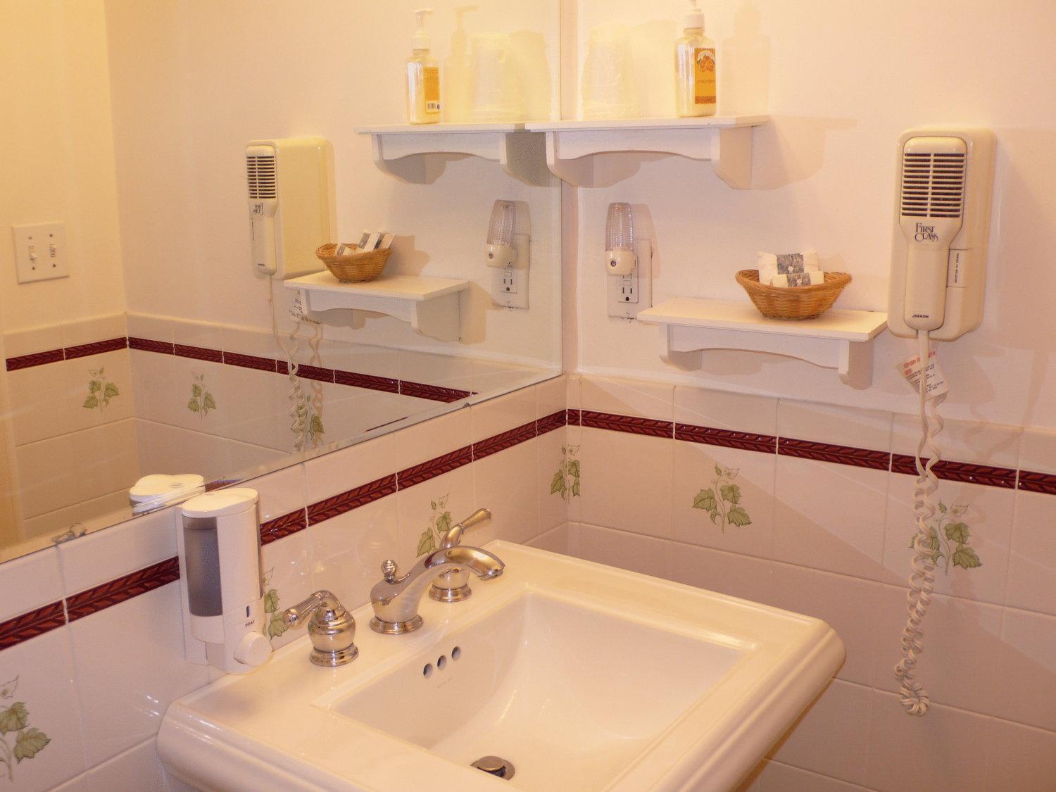 Room One Double Bed Private Bathroom