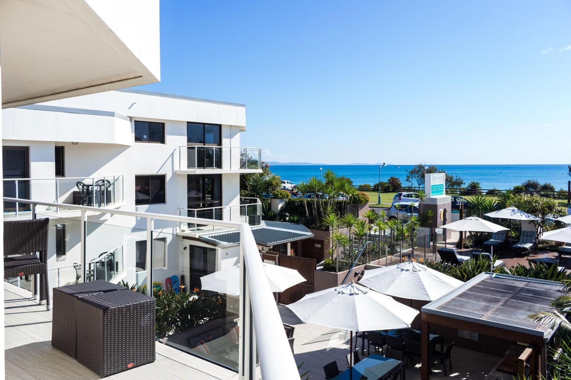 Deluxe Two-Bedroom Apartment Ocean View