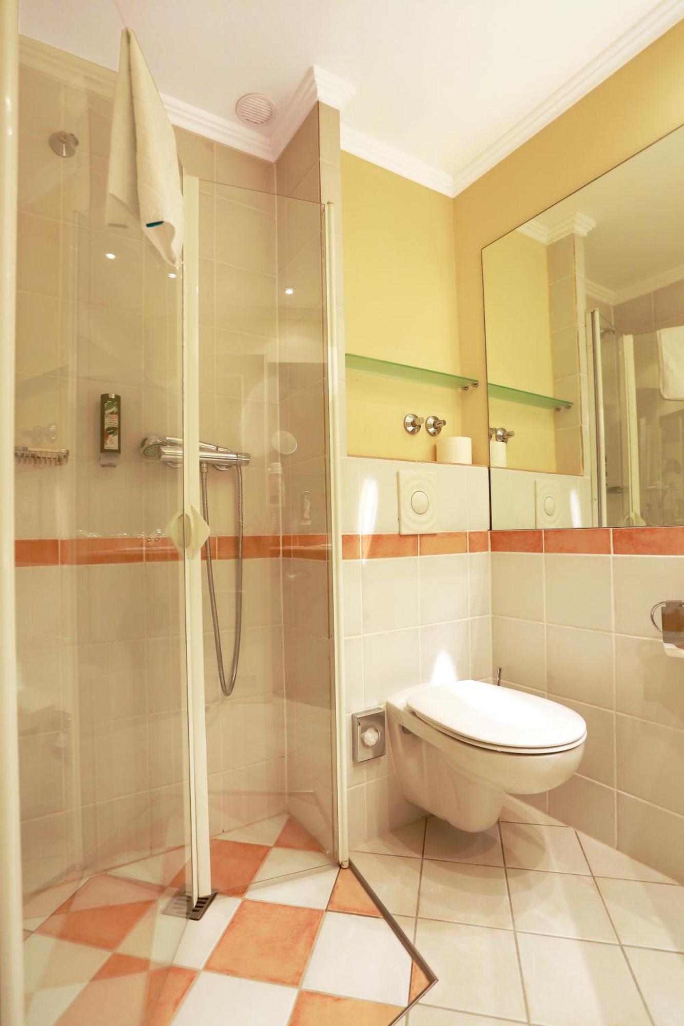 Standard Single Room