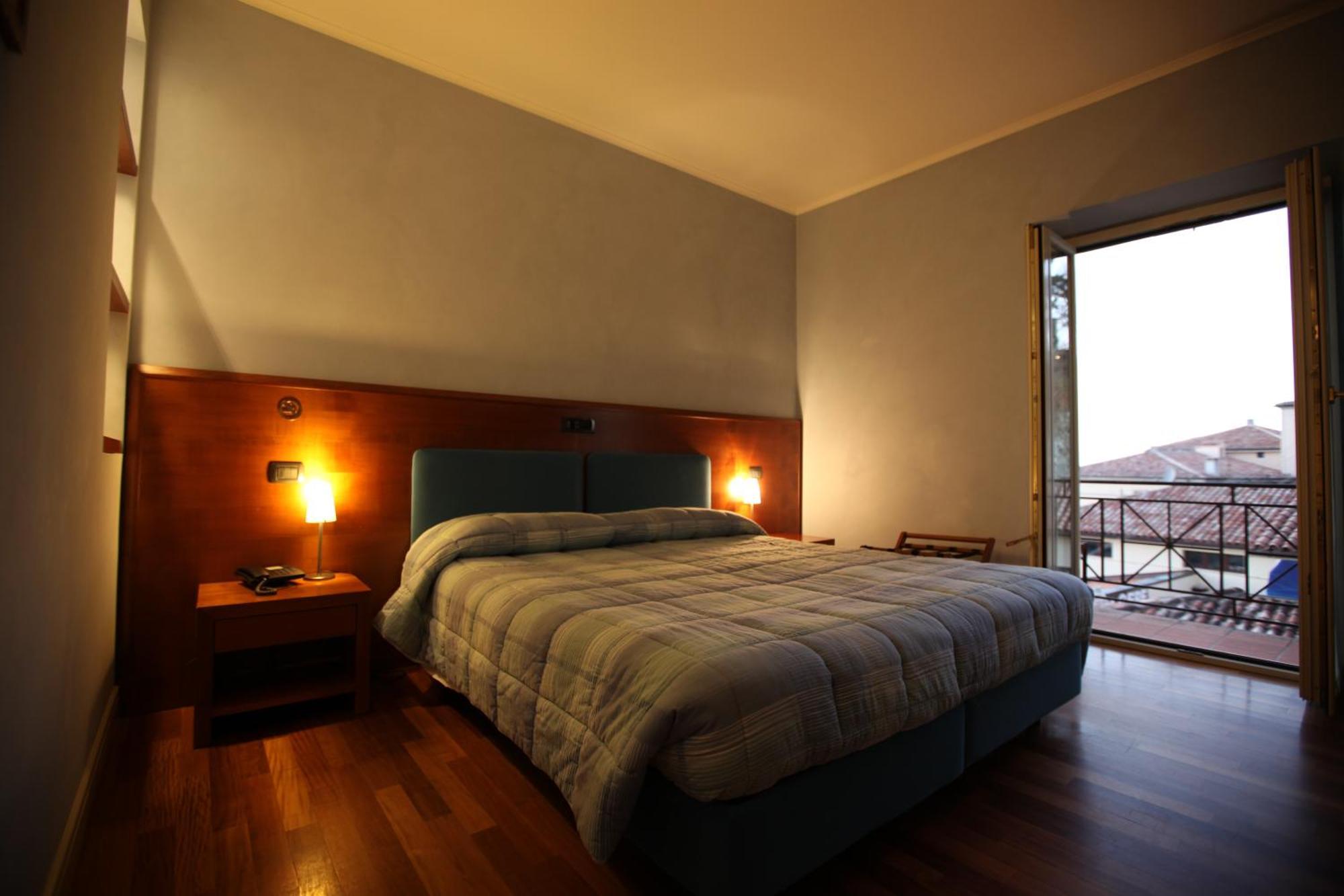 Triple Room,702688717:JPEG