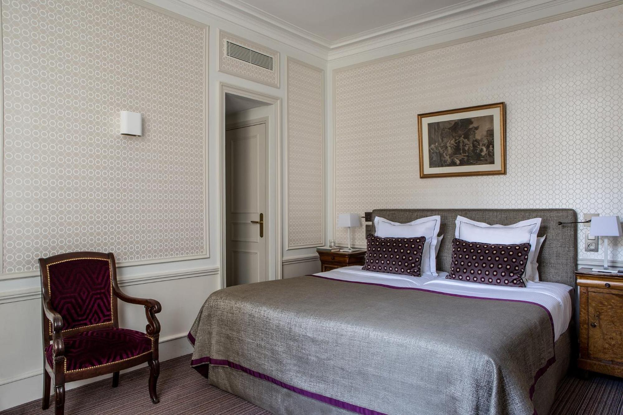 Superior Zimmer Capucines