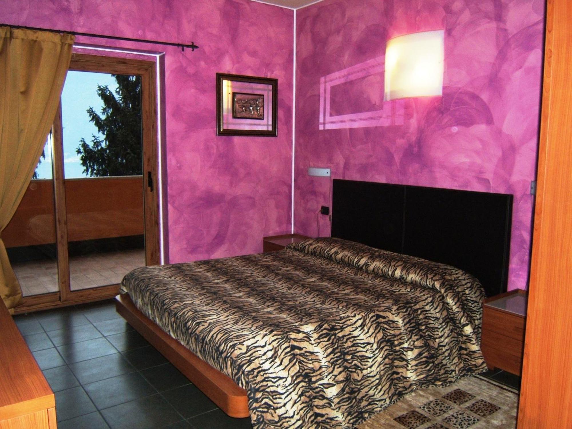 Double Room Lake View