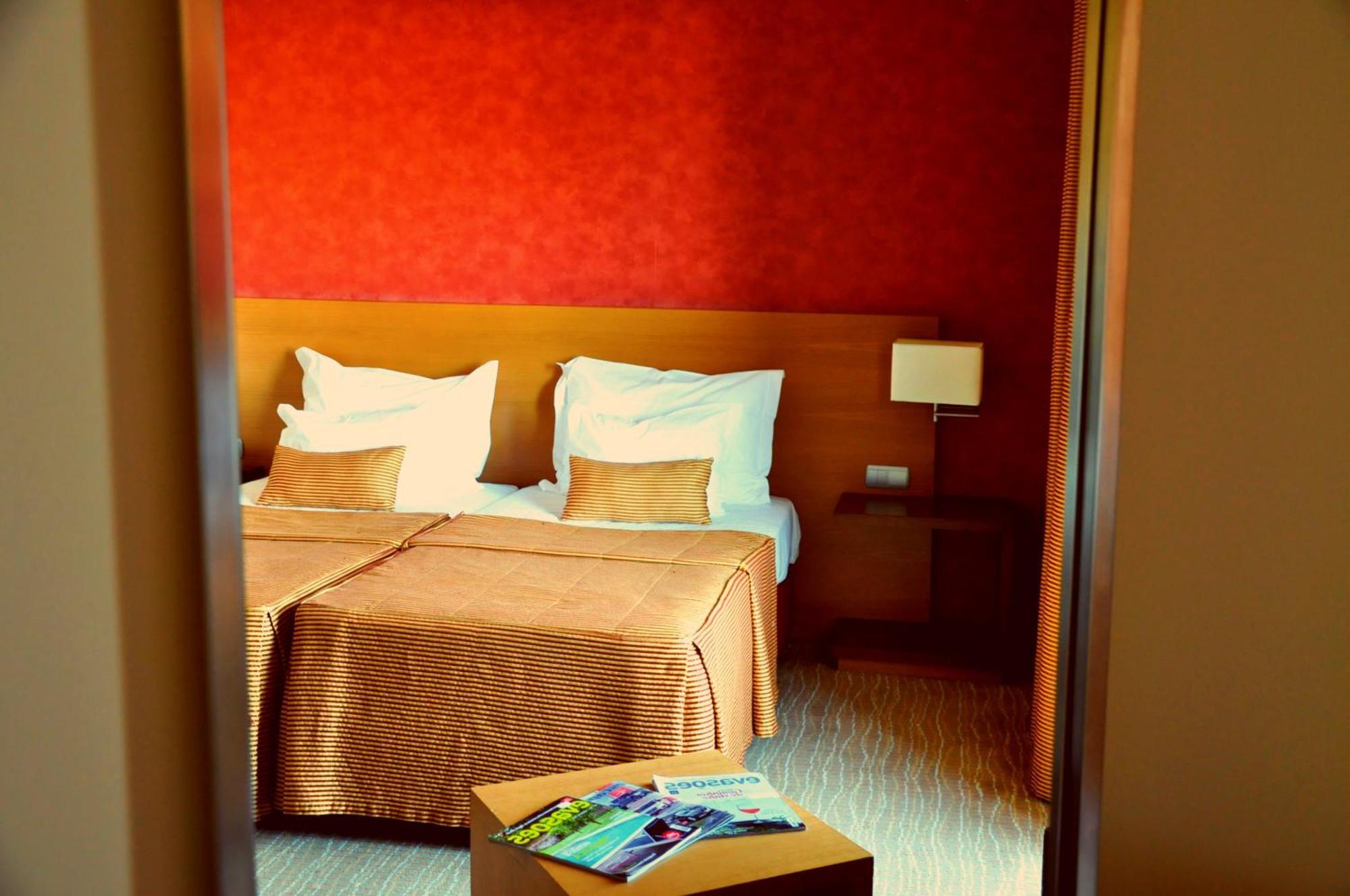 Twin Room Extra Bed