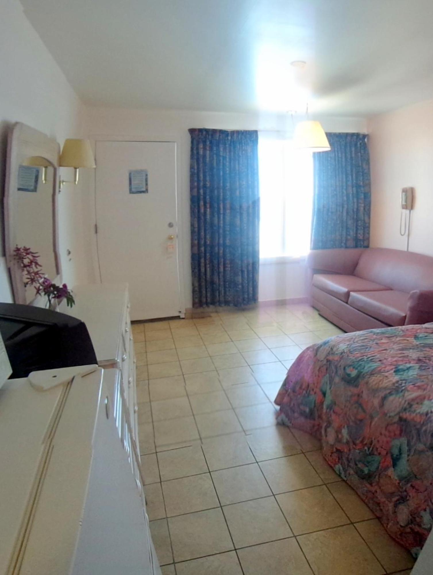 Two-Bedroom King Suite Sofabed