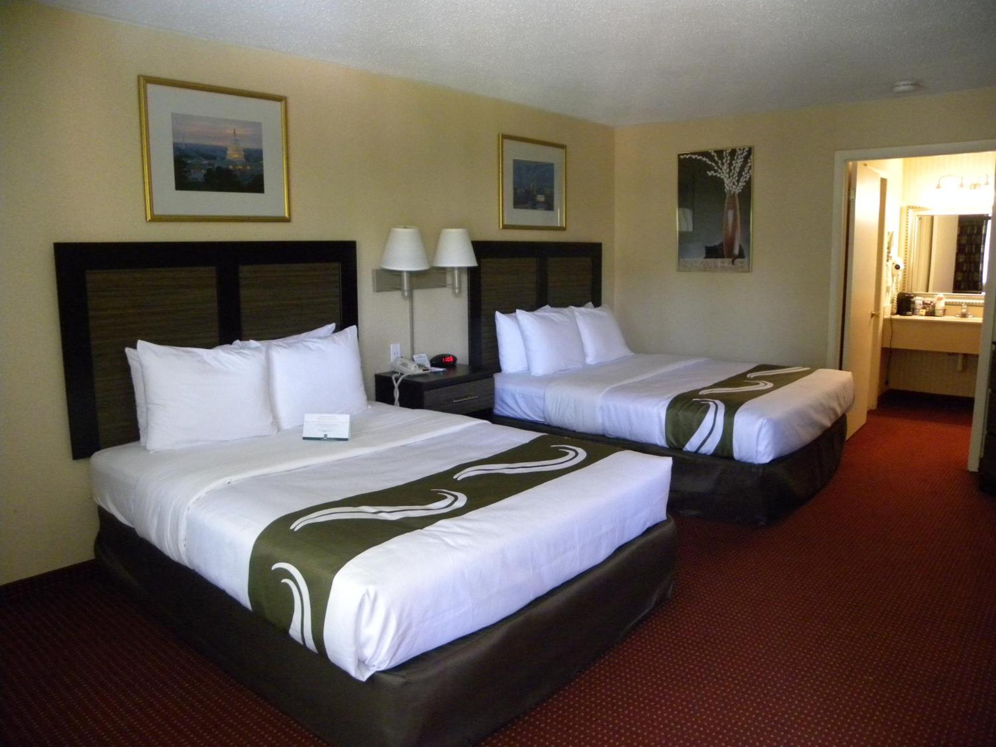 Queen Room Two Queen Beds Non-Smoking