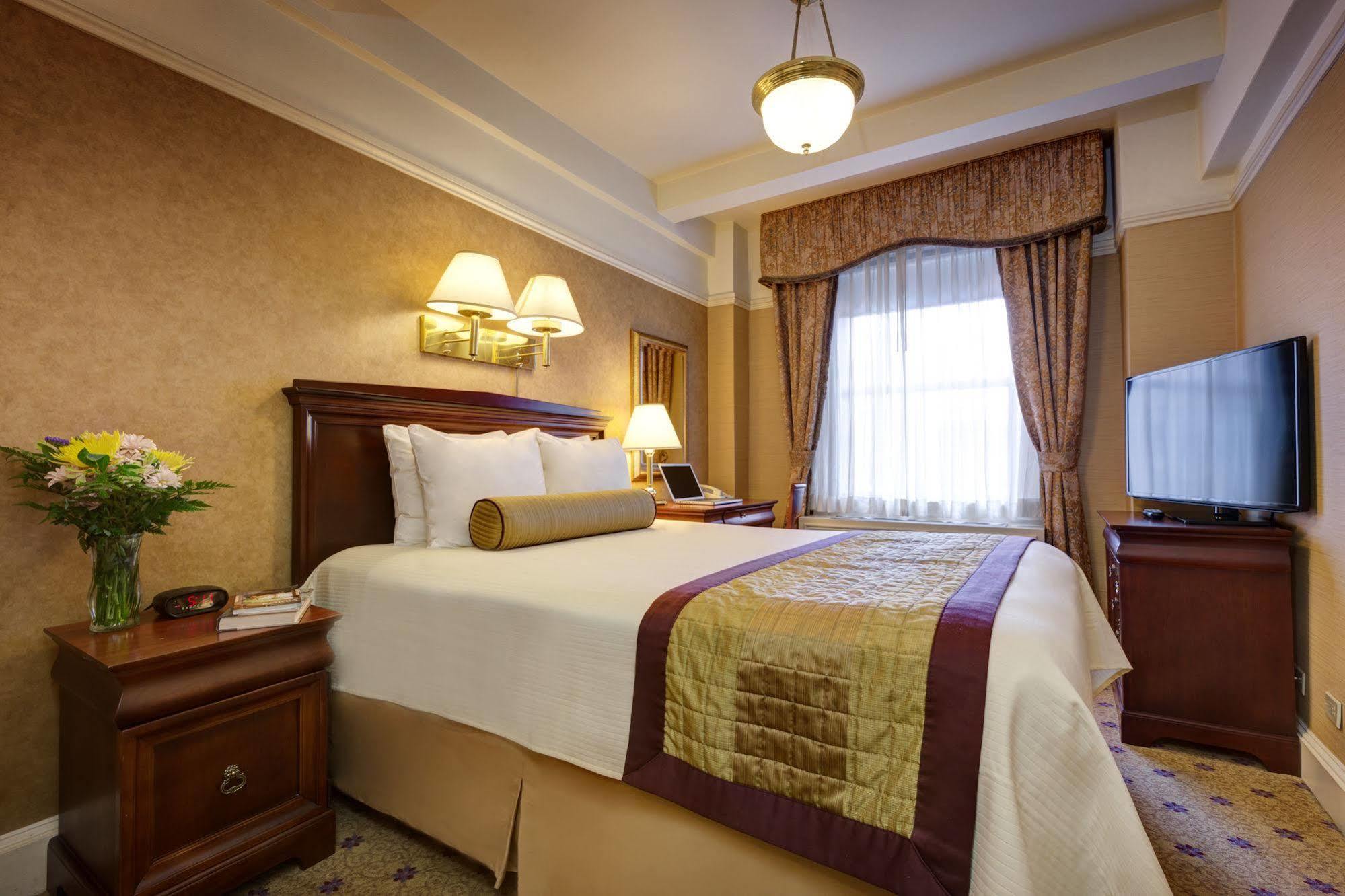 Quarto Standard com 1 Cama King-size