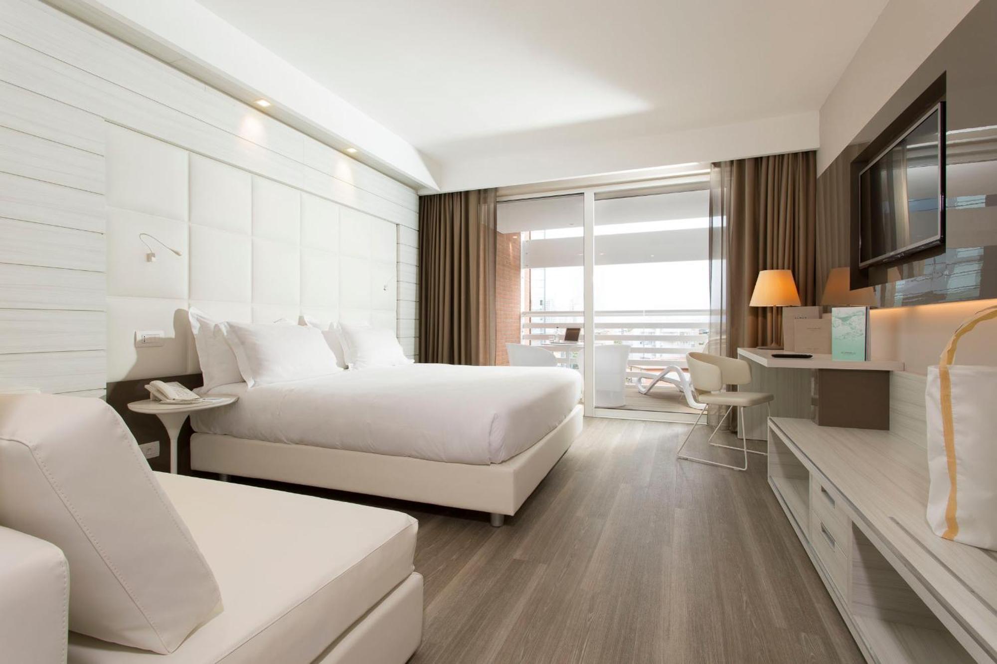 Superior Triple Room Garden View