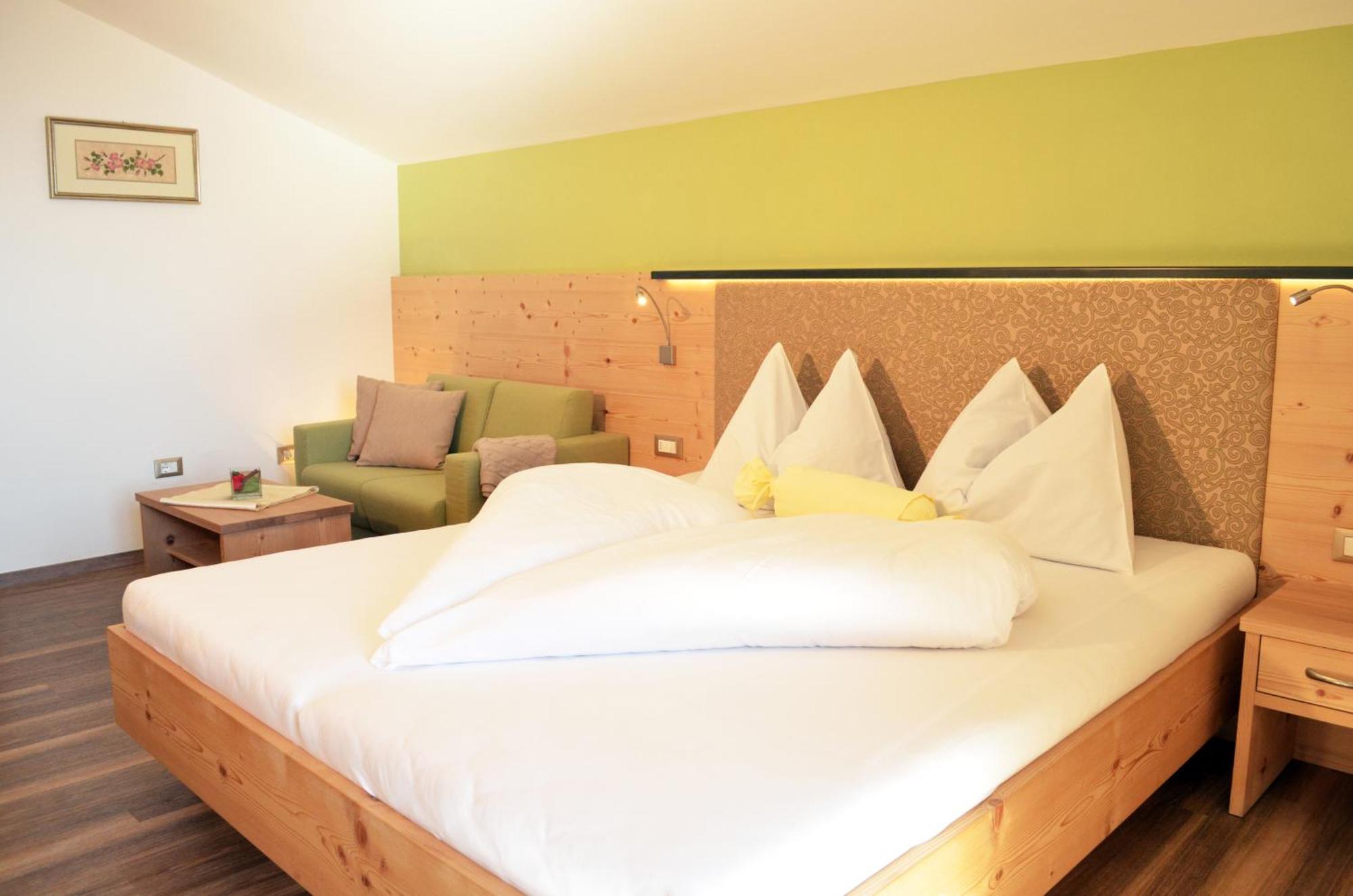 Comfort Double Room Mountain View
