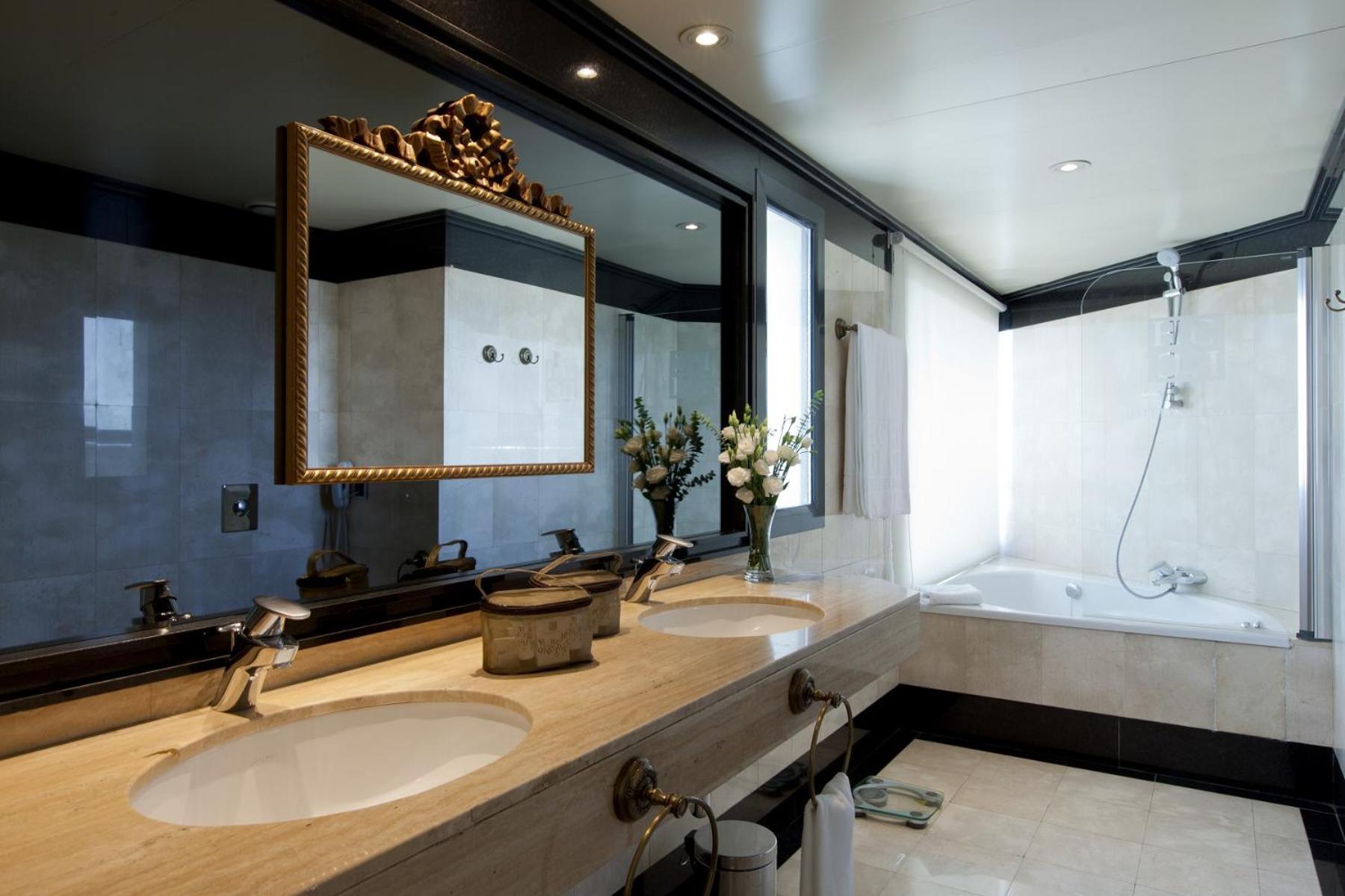 Quarto Superior com Vista Cidade