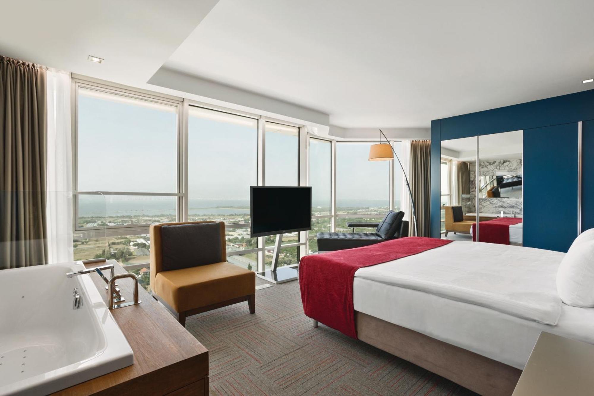 King Suite Room Seaview