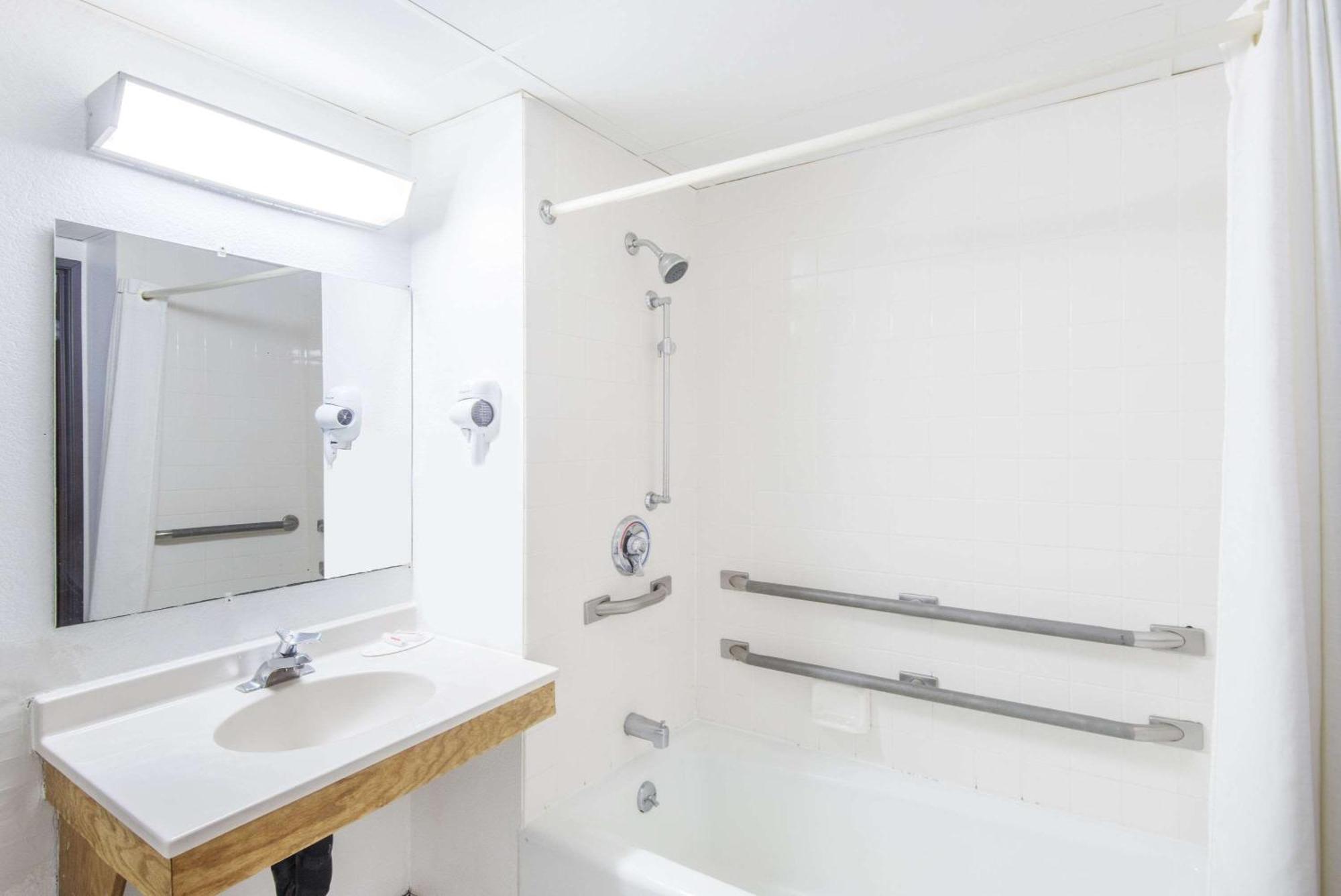 Double Room Disability Access or Non-Smoking