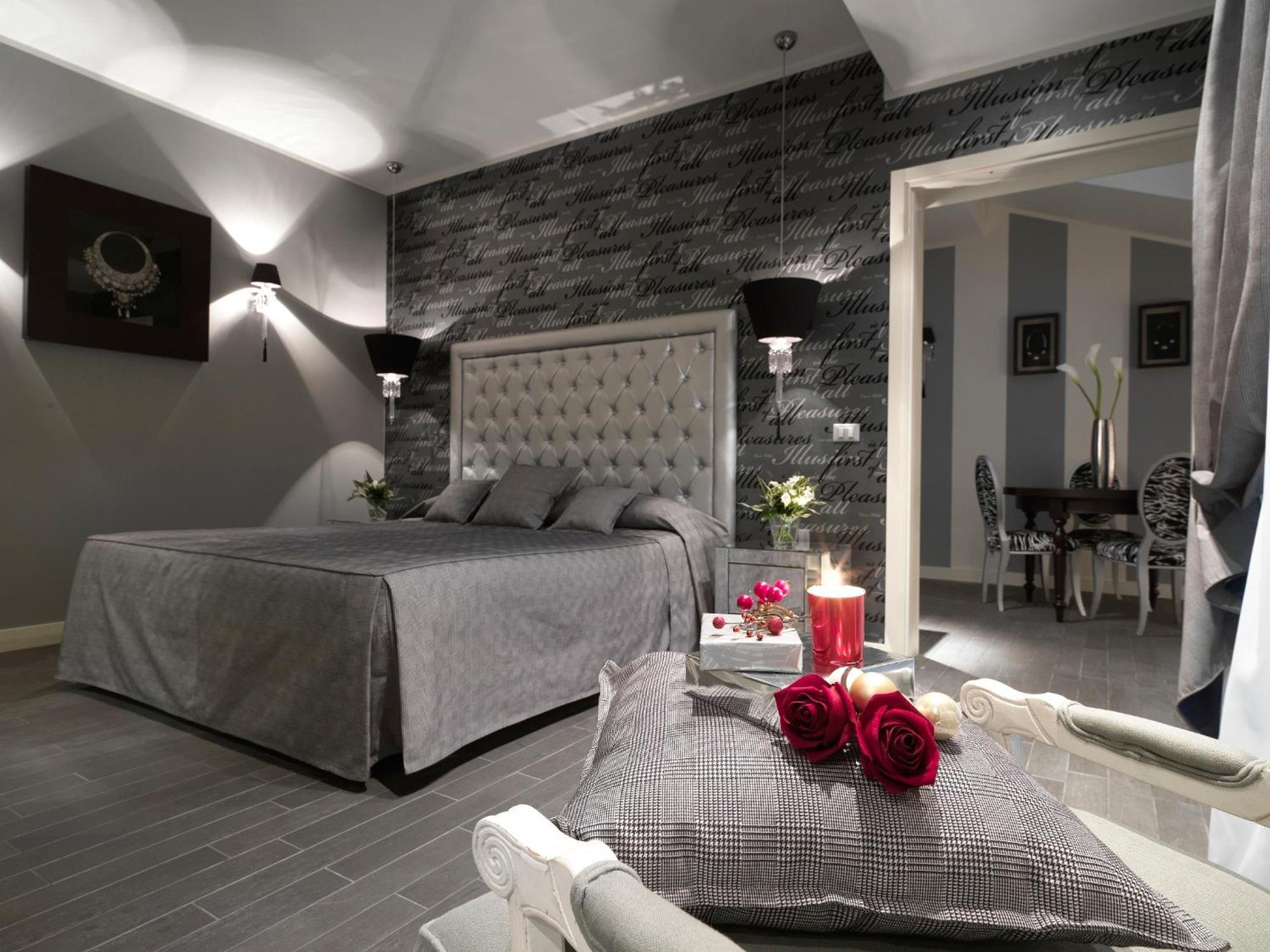 Suite with Balcony,705194110:JPEG