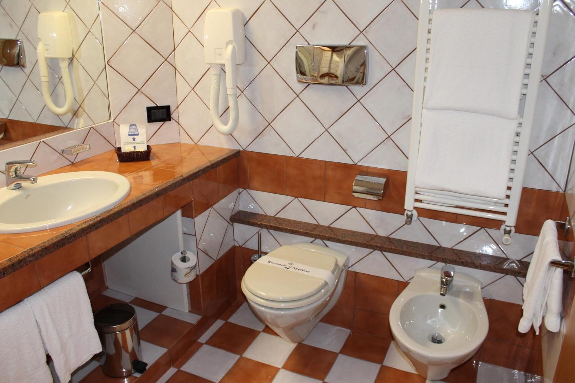 Double or Twin Room Balcony