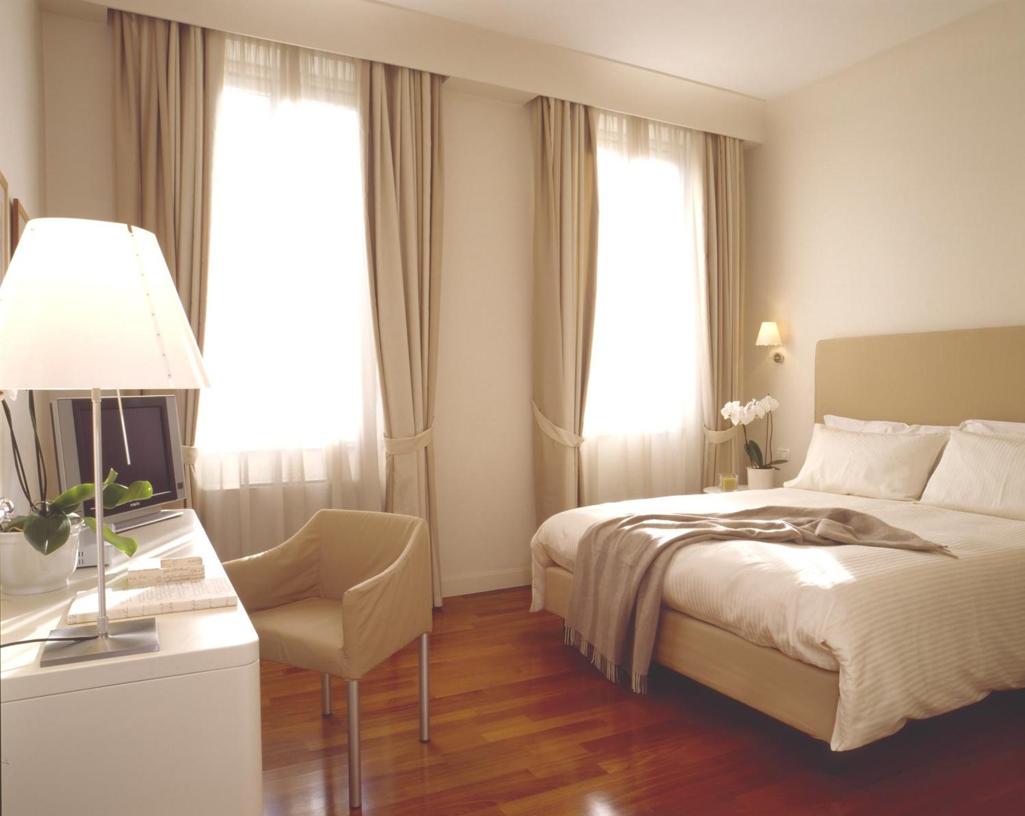 Top Floor Grand Suite