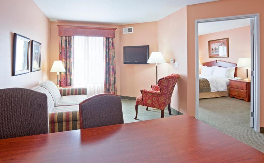 Two-Bedroom Suite