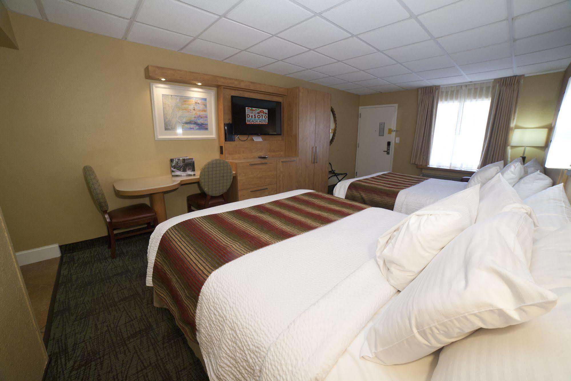 Queen Room Two Queen Beds