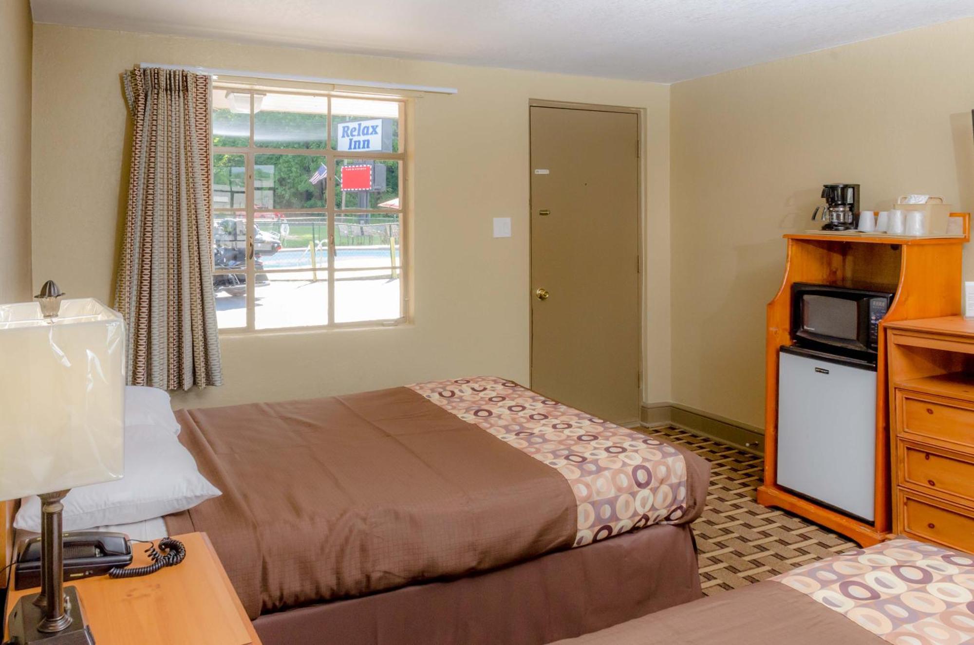 Double Room Two Double Beds Non-Smoking