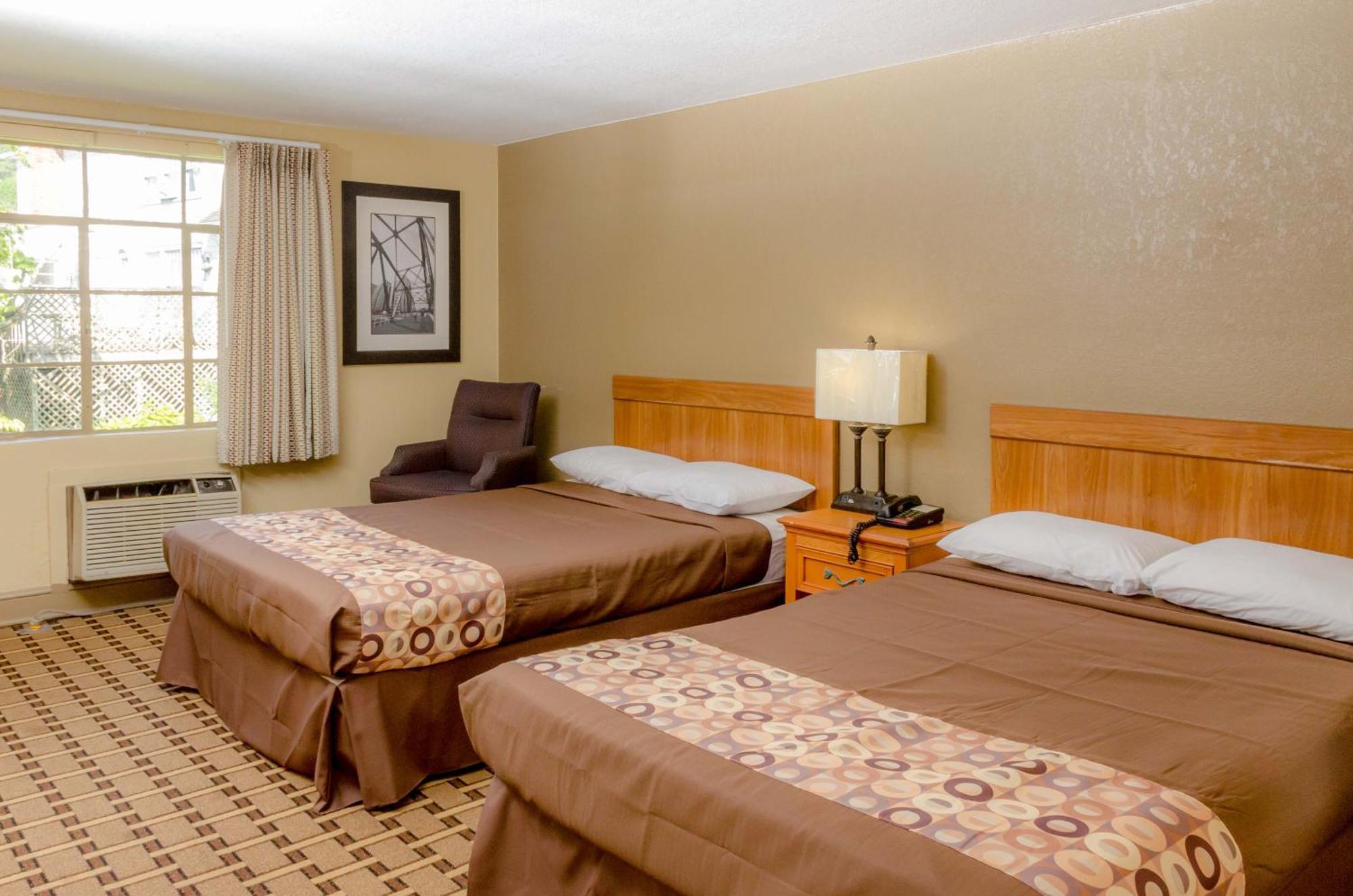 Double Room Two Double Beds Non-Smoking