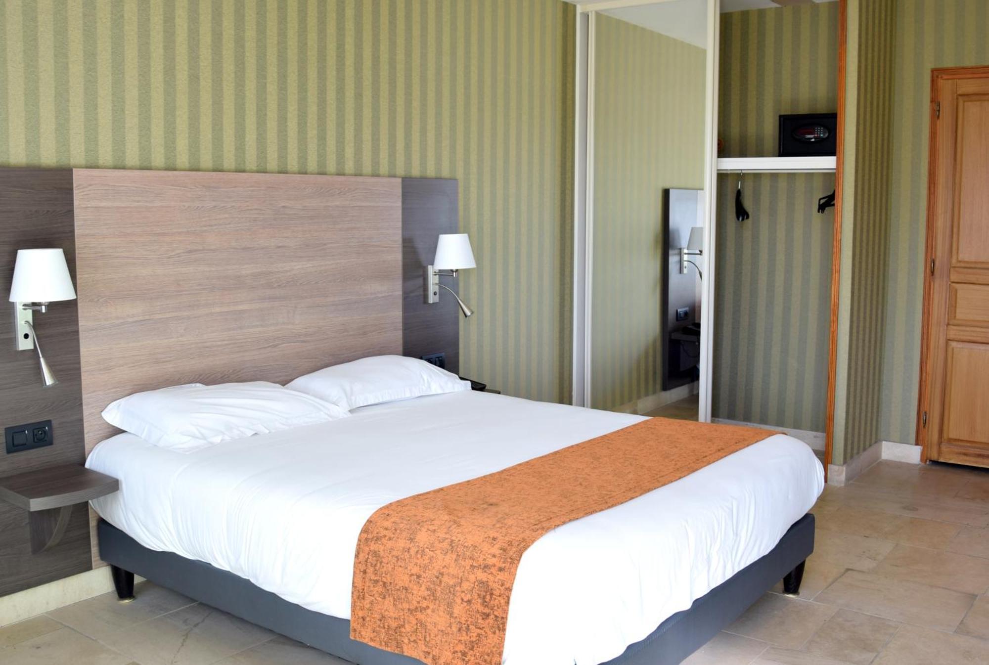 Superior Double Room,255554781:JPEG