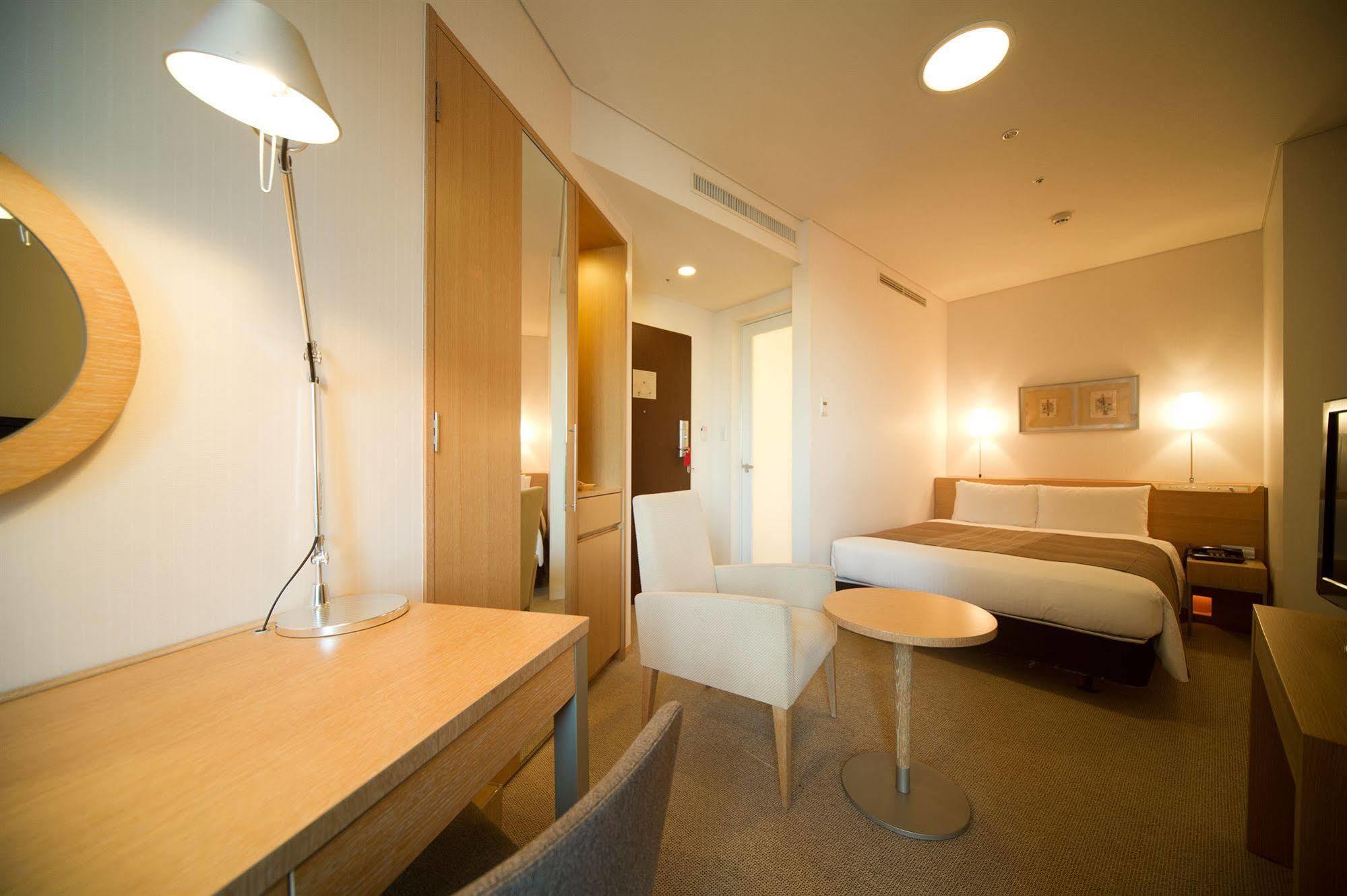 Single Room - Non Smoking - Above 27th floor