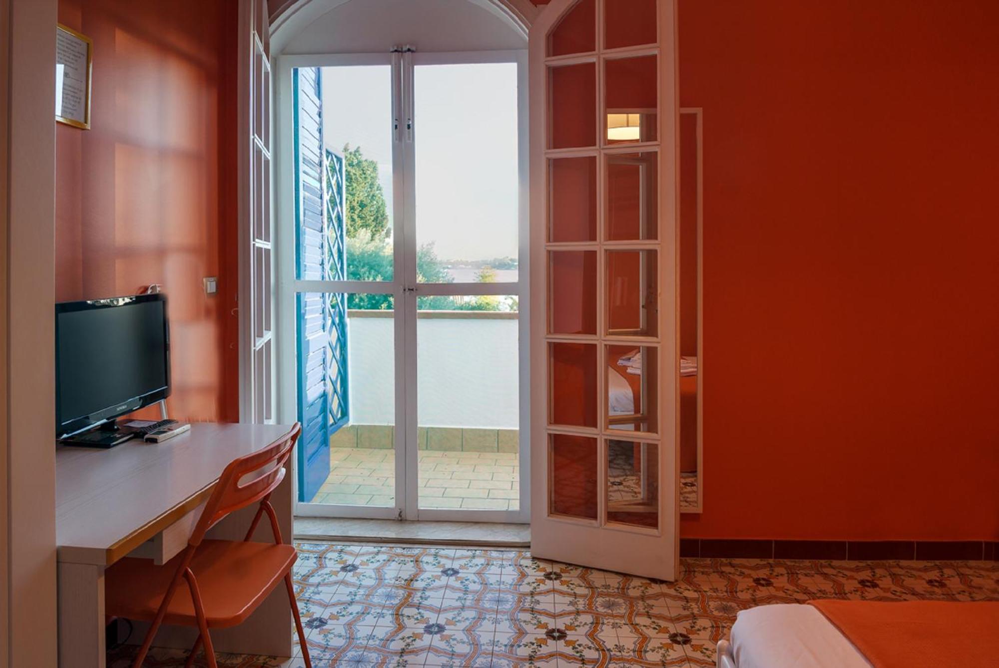 Quadruple Room Bathroom