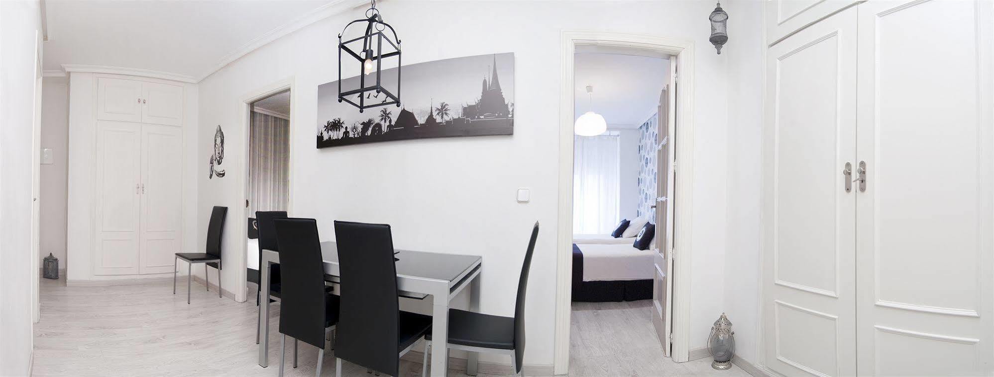 Familienzimmer (5 Erwachsene)