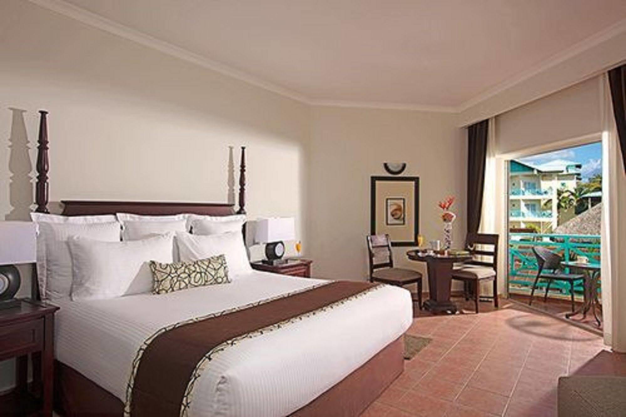 Preferred Club Garden View Adults Only