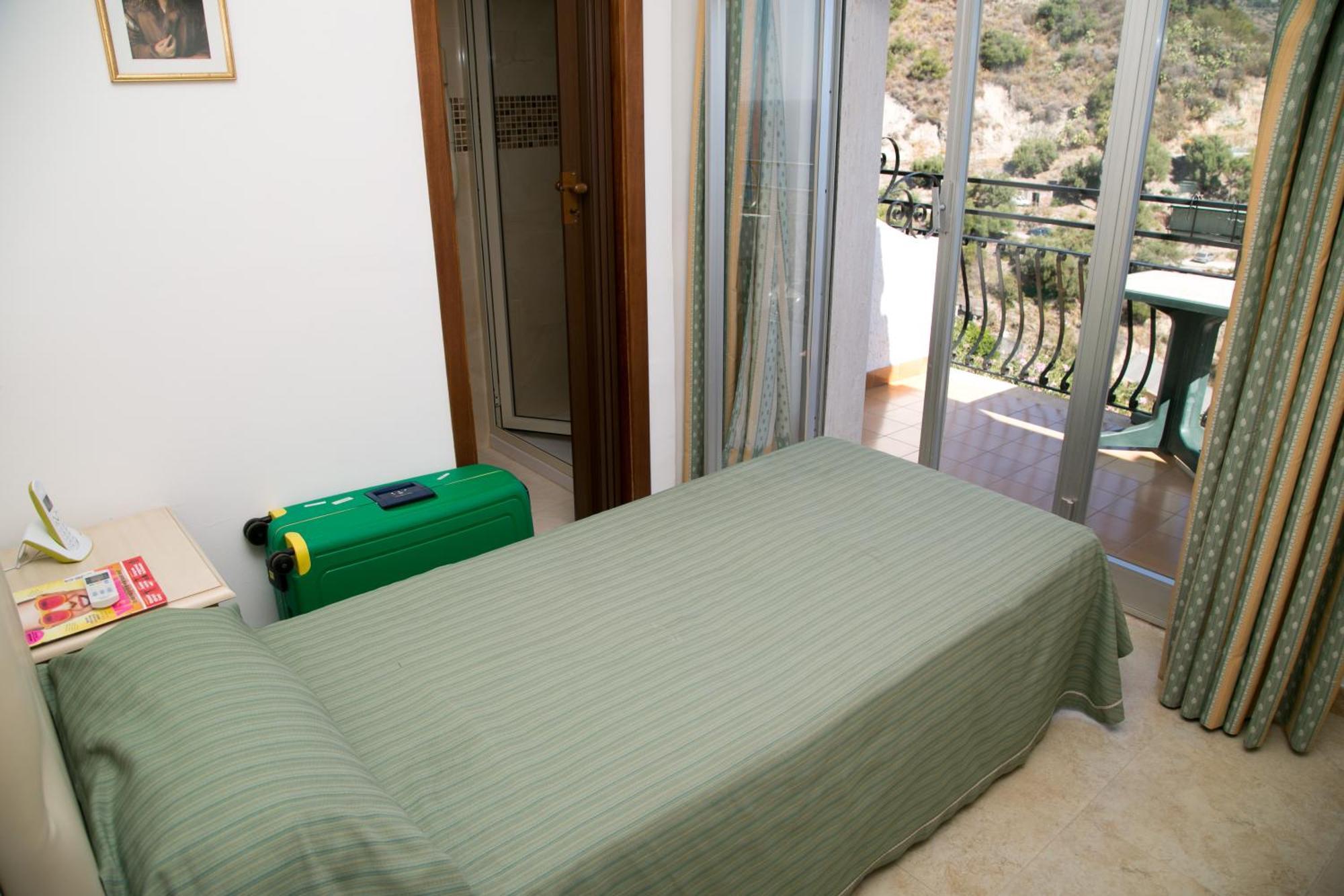 Single Room Sea View