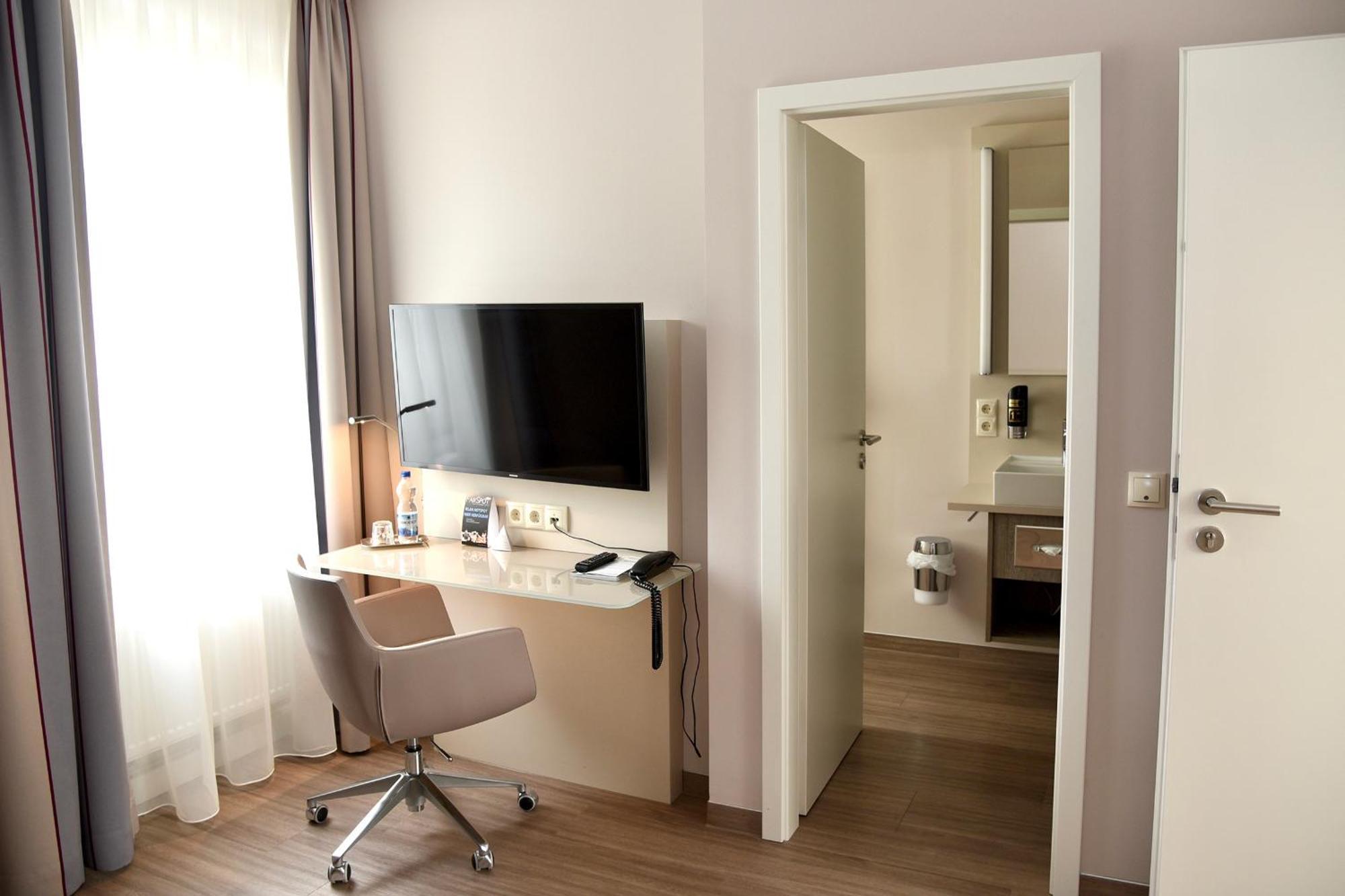 Superior Single Room