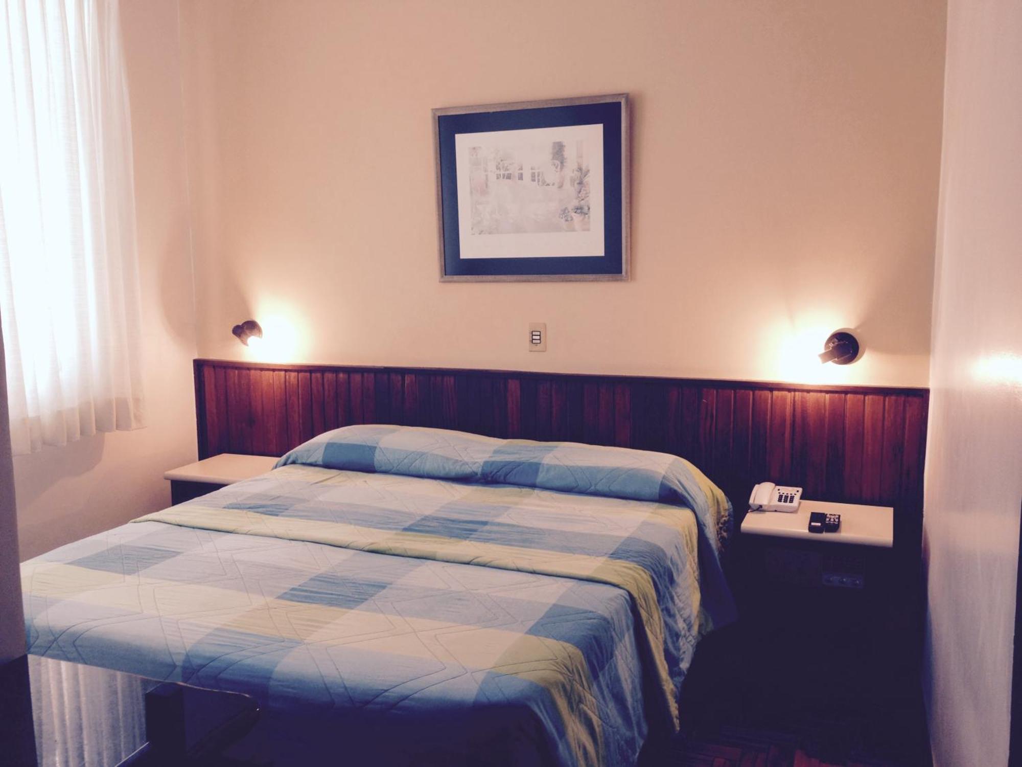 Quarto Duplo Básico