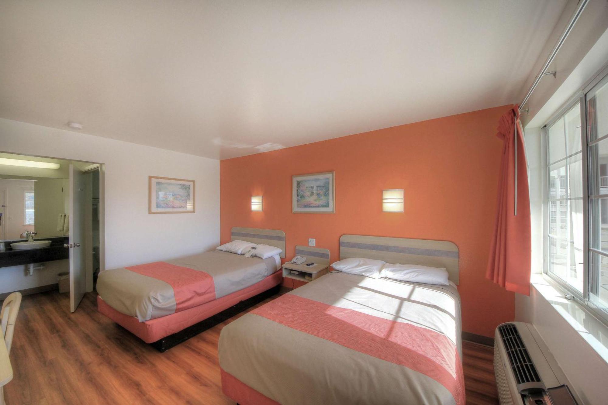 Quadruple Room Smoking