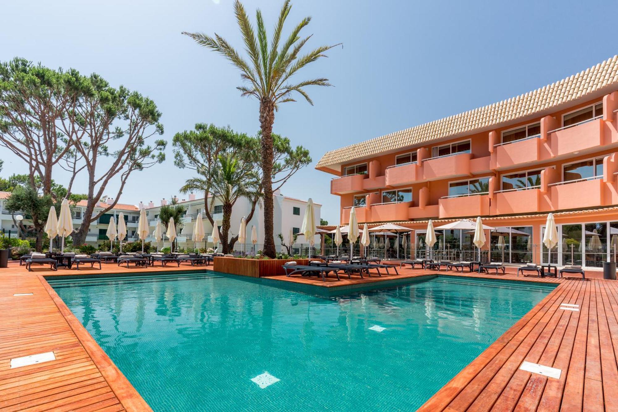 Quarto Jardim com Vista Piscina