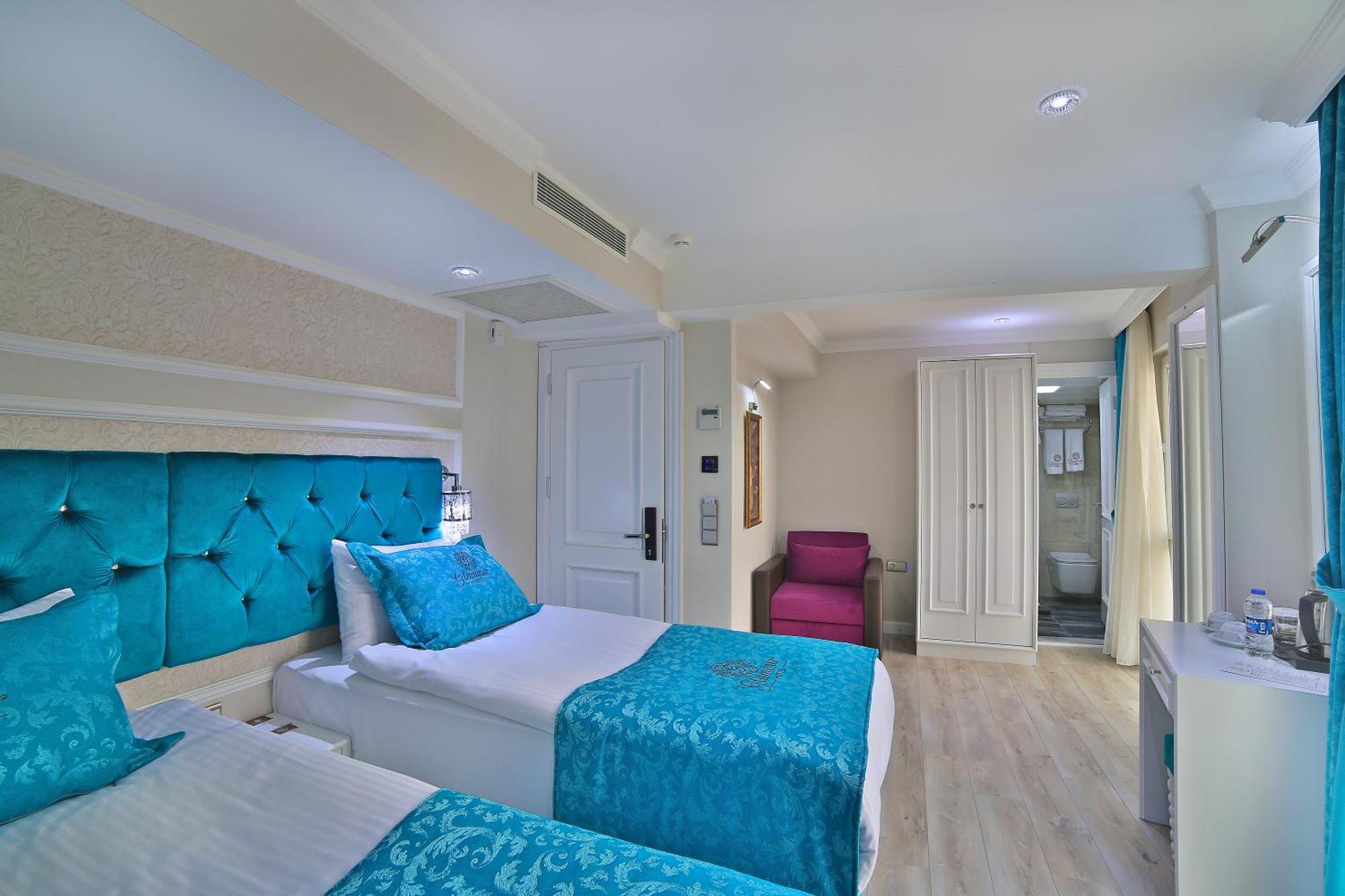 Standard Twin Room Sofa