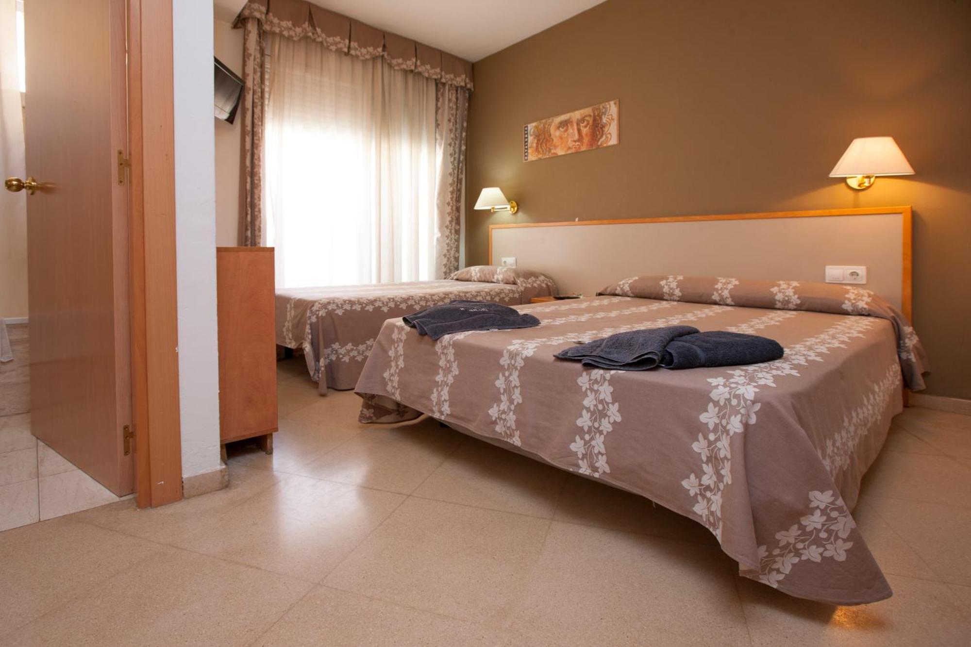 Triple Room Balcony