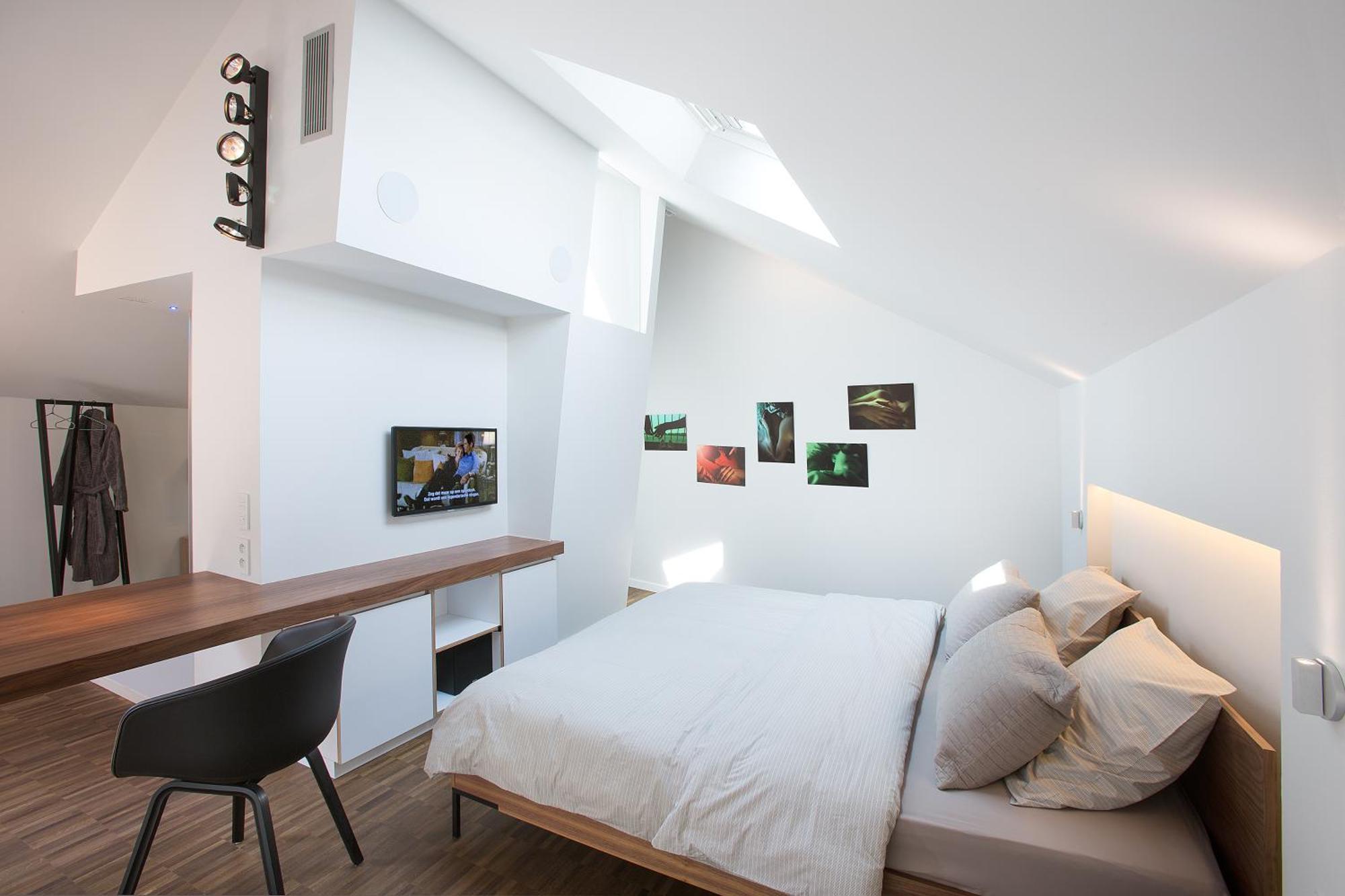 Luxury Suite