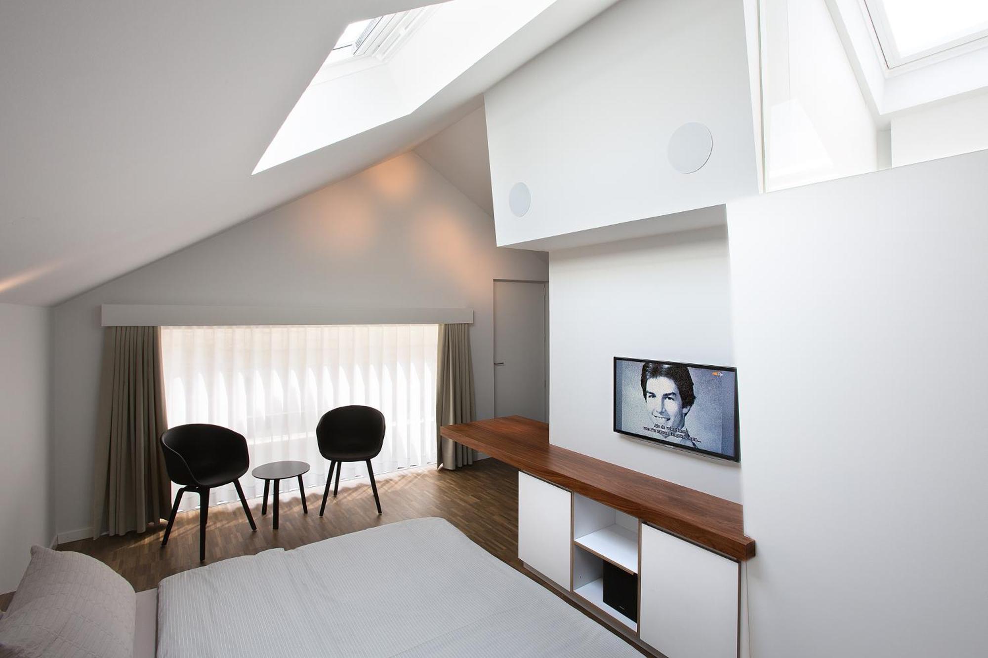 Luxury Suite