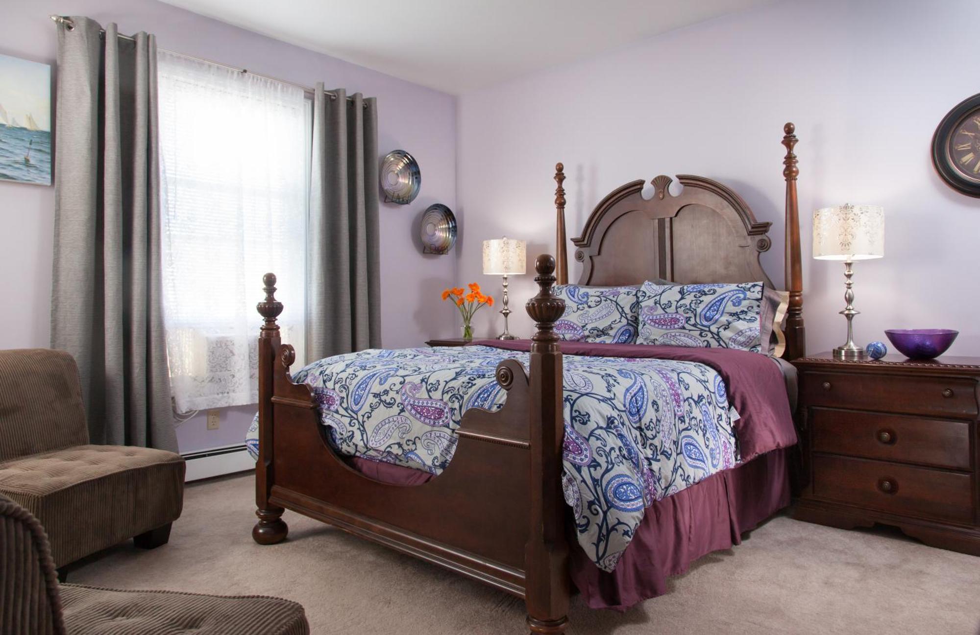 Queen Room