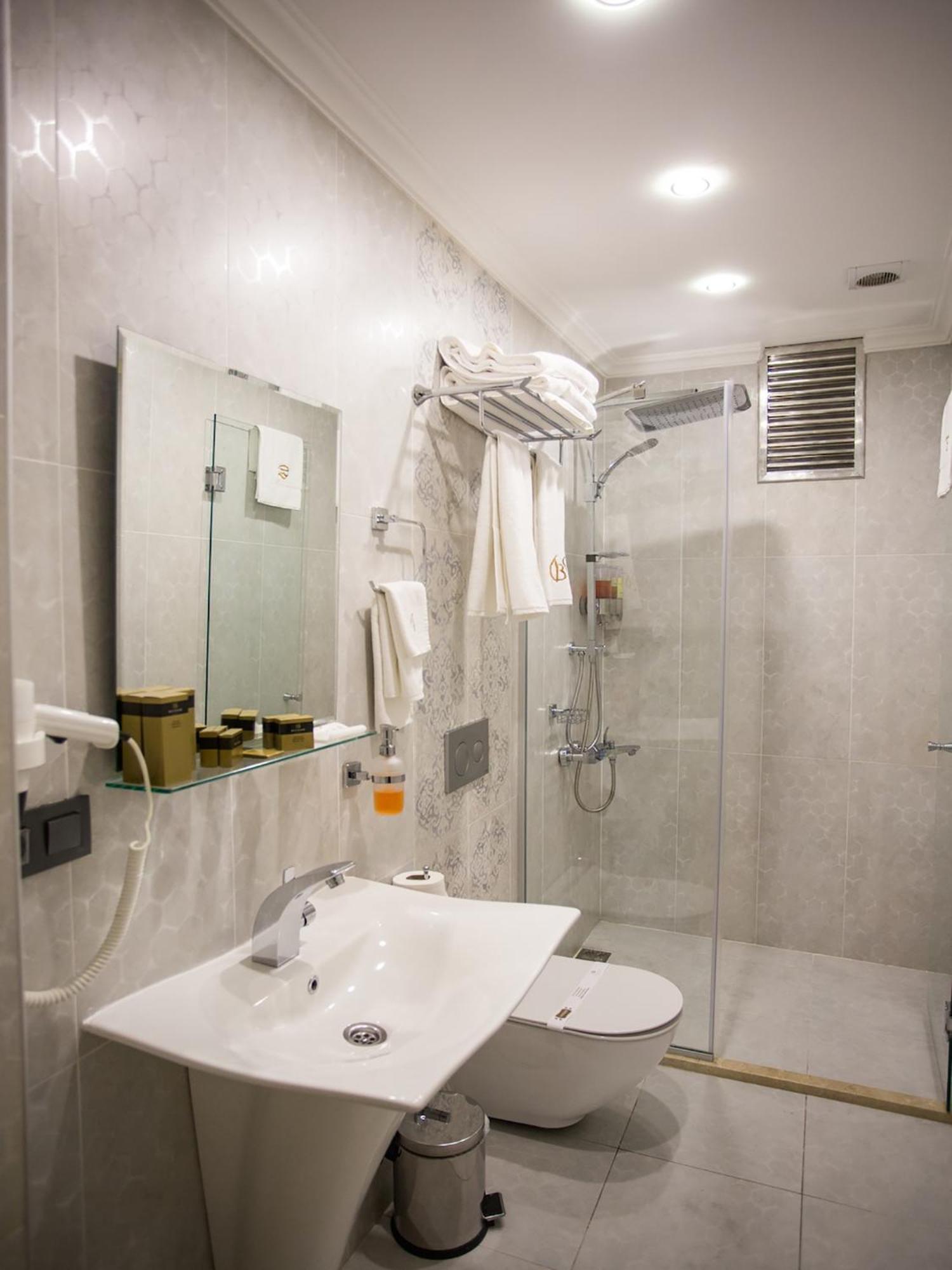Deluxe Suite Jacuzzi