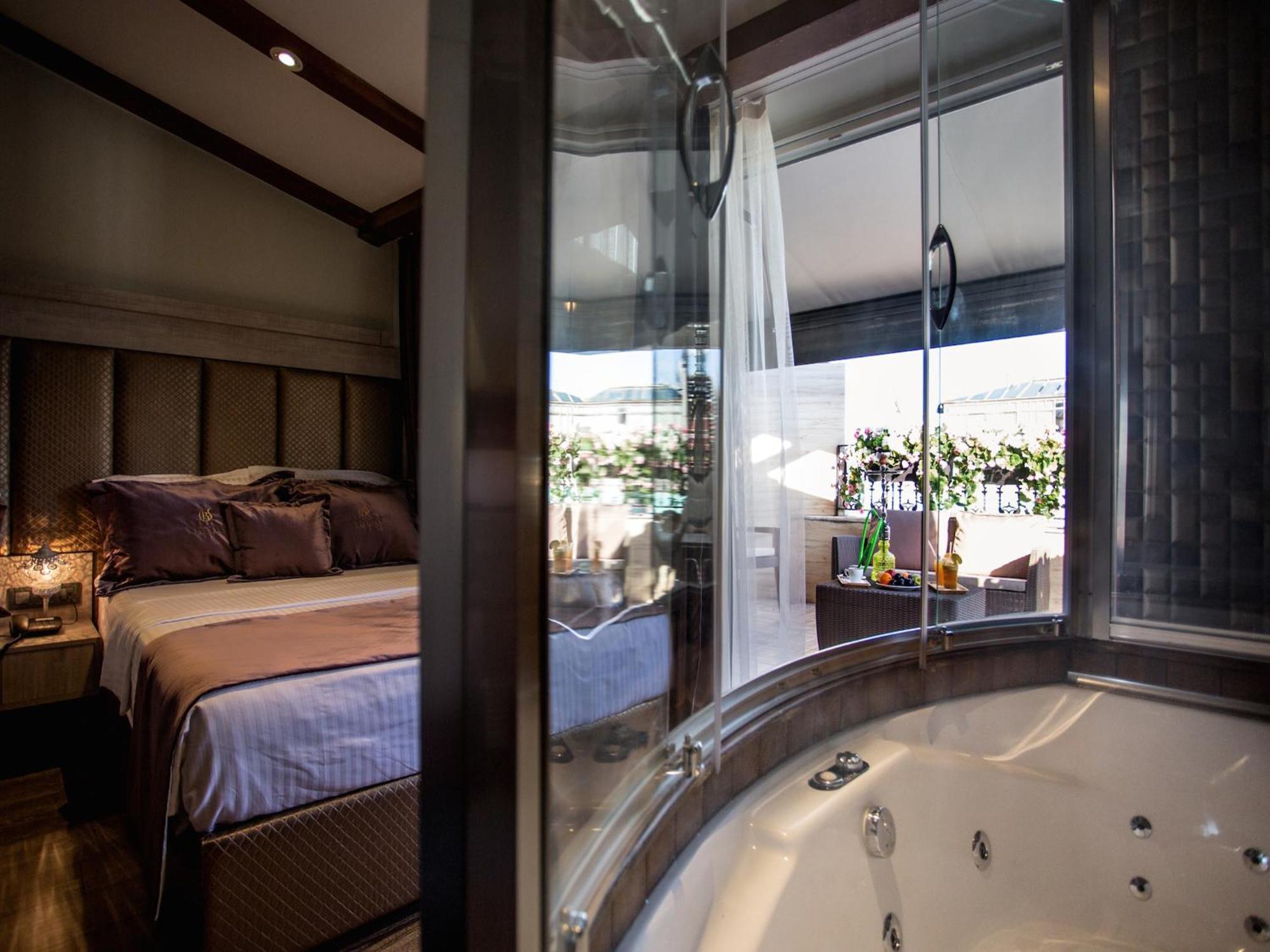 Prestige Suite Terrace Jacuzzi