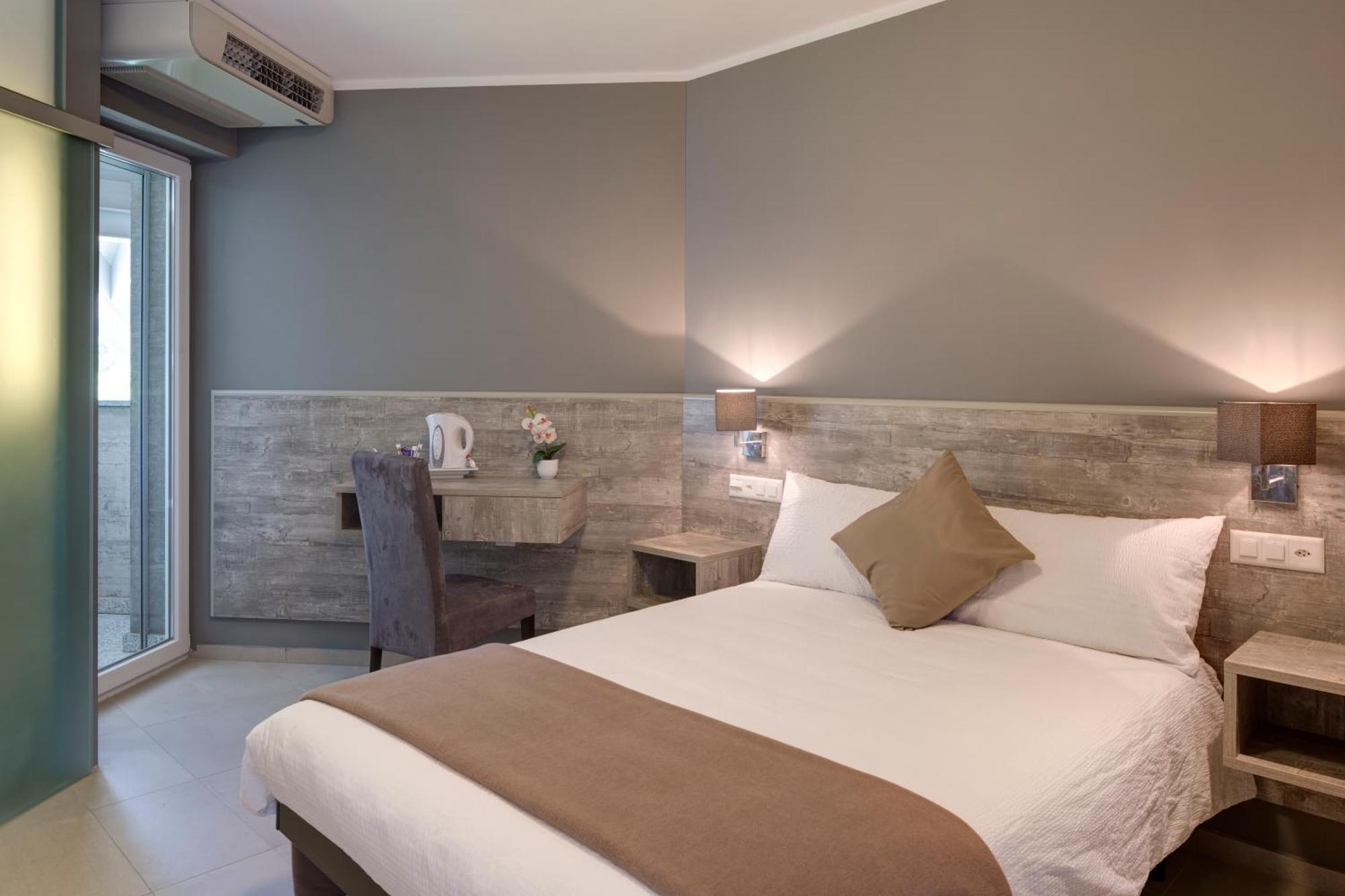 Deluxe Double Room Balcony