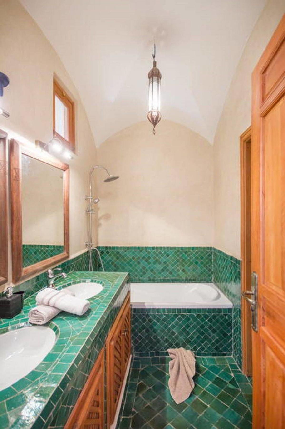 Quarto Quádruplo com Casa de Banho Privativa