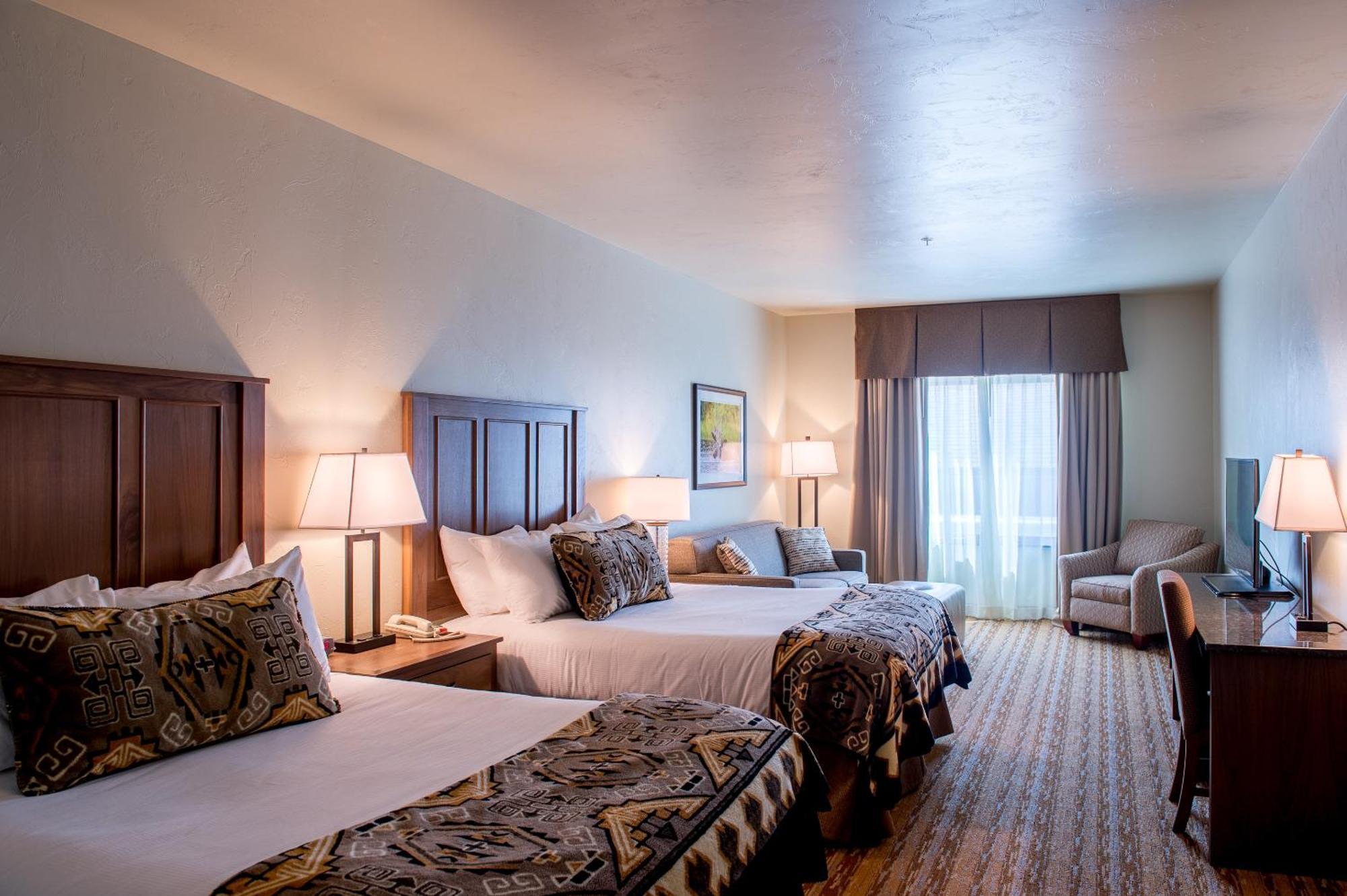 Deluxe Queen Room with Two Queen Beds