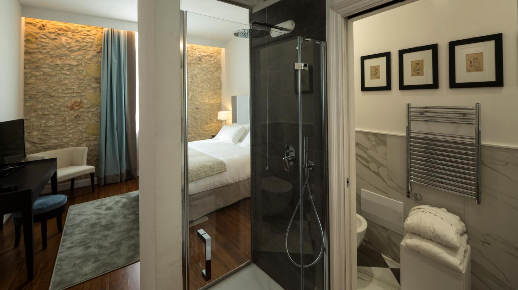 Comfort Double or Twin Room