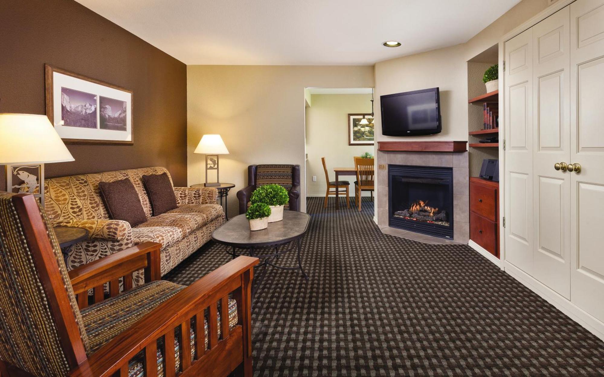 Two-Bedroom Suite